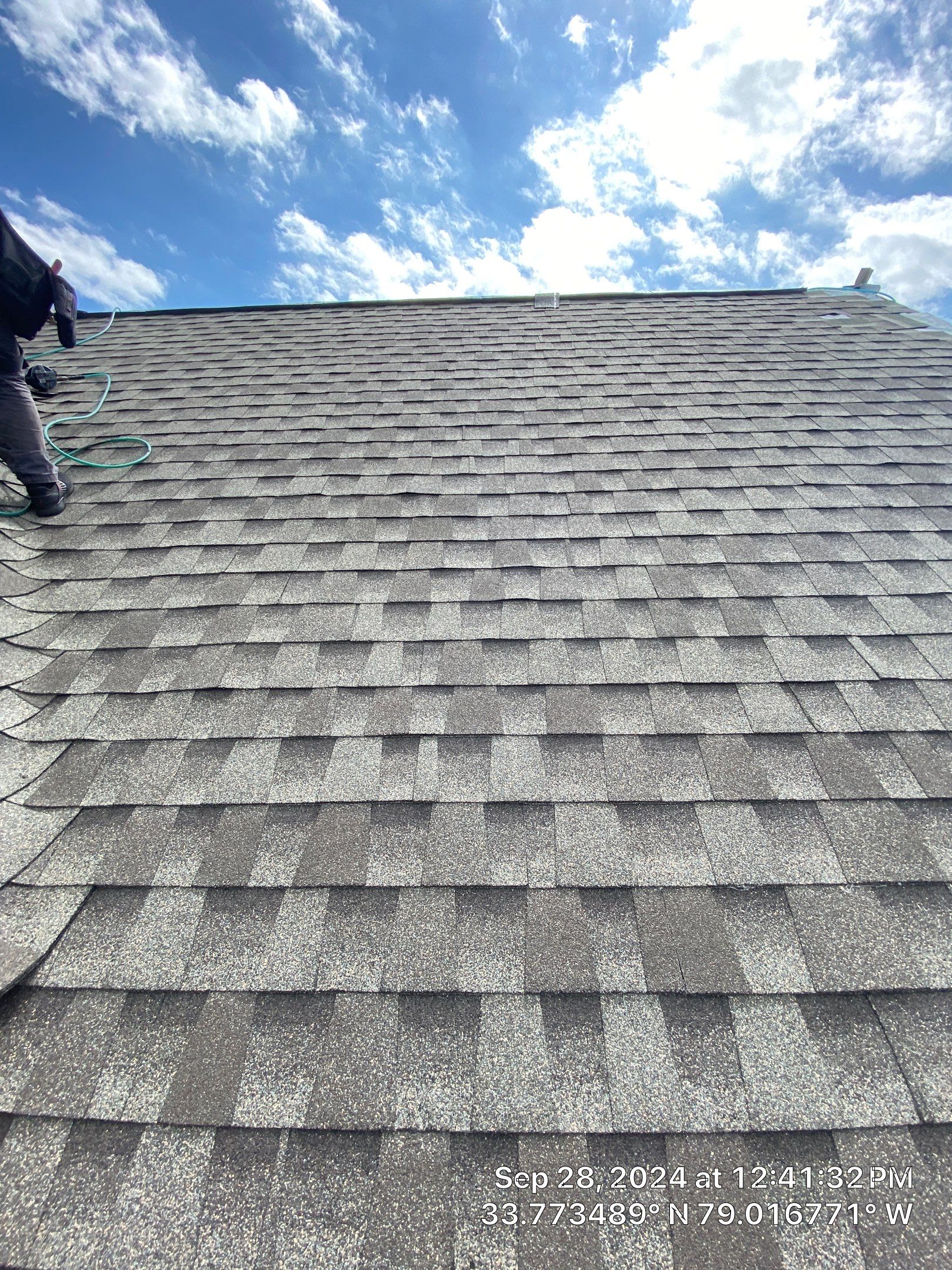 GAF HDZ - Weathered Wood by Linta Roofing Inc