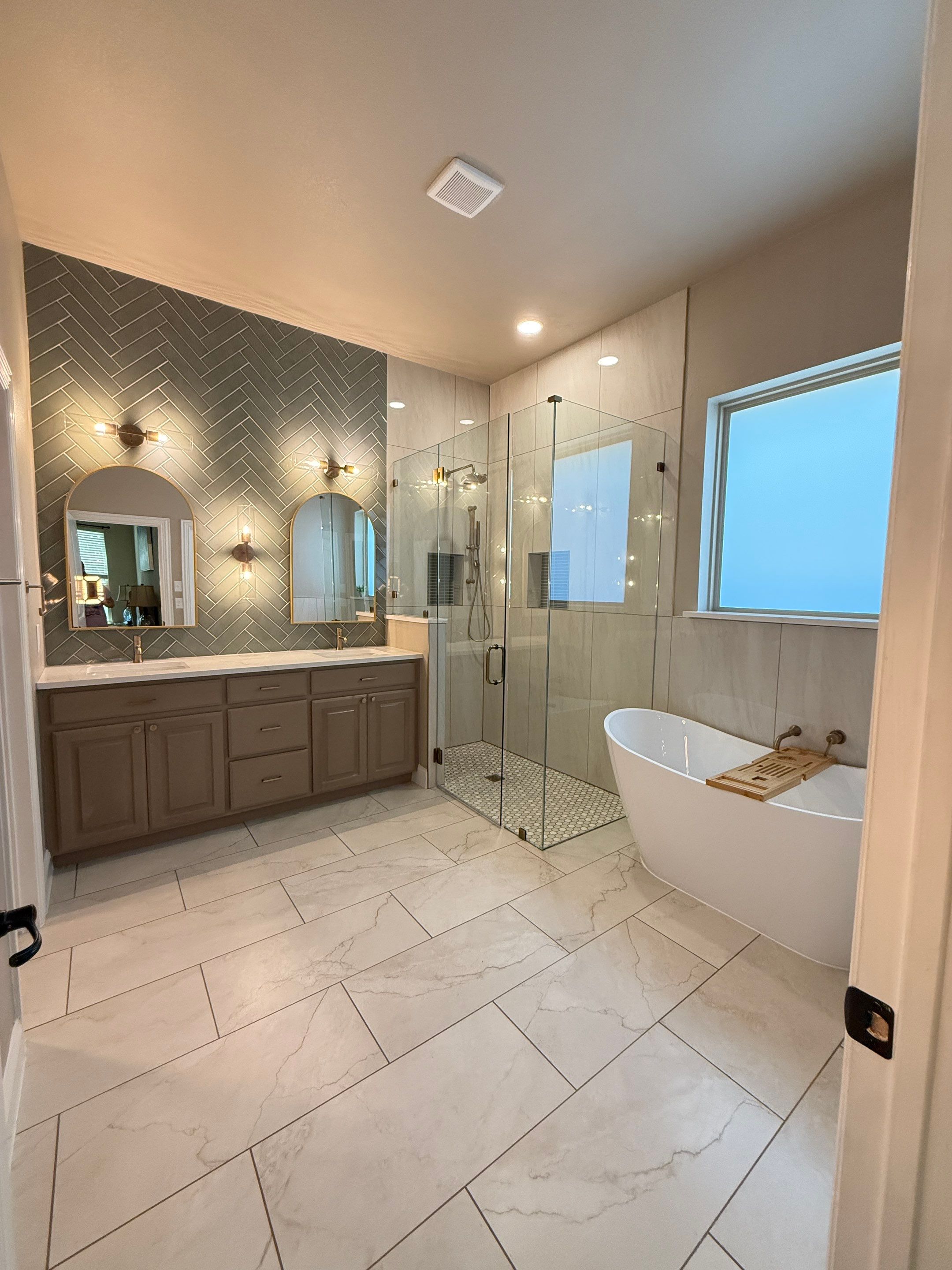 Kitchen & Primary Bath Remodel- McKinney, TX by C3 Custom Builds