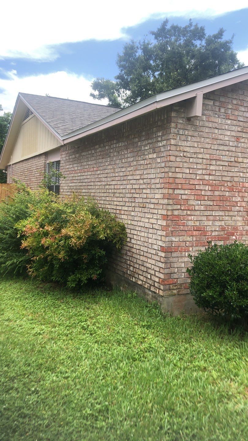 Gutter Installation using K-Style Seamless Gutters by Gutter Professors