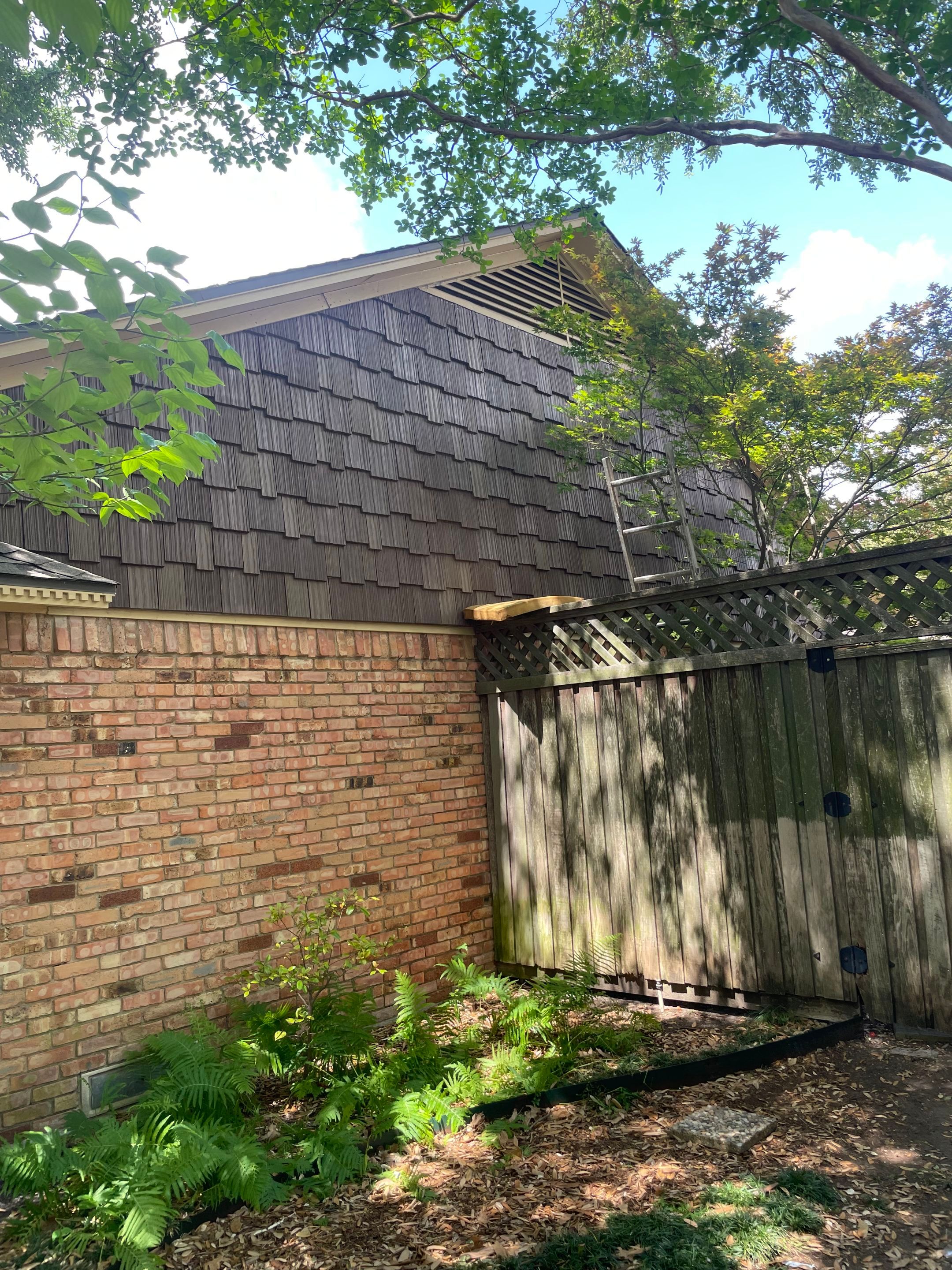 Gable Ends in Lake Highlands - DaVinci Shakes by Bert Roofing Inc