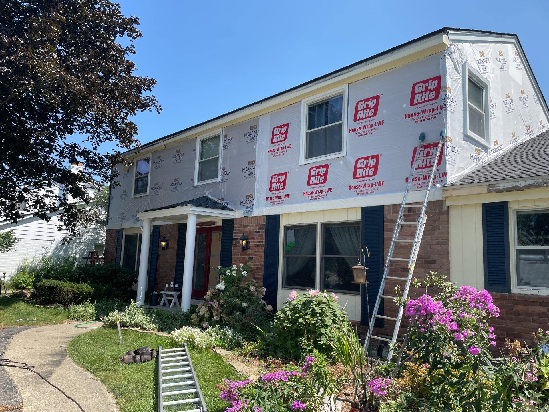 Siding Replacement using CertainTeed Landmark by 180 Contractors