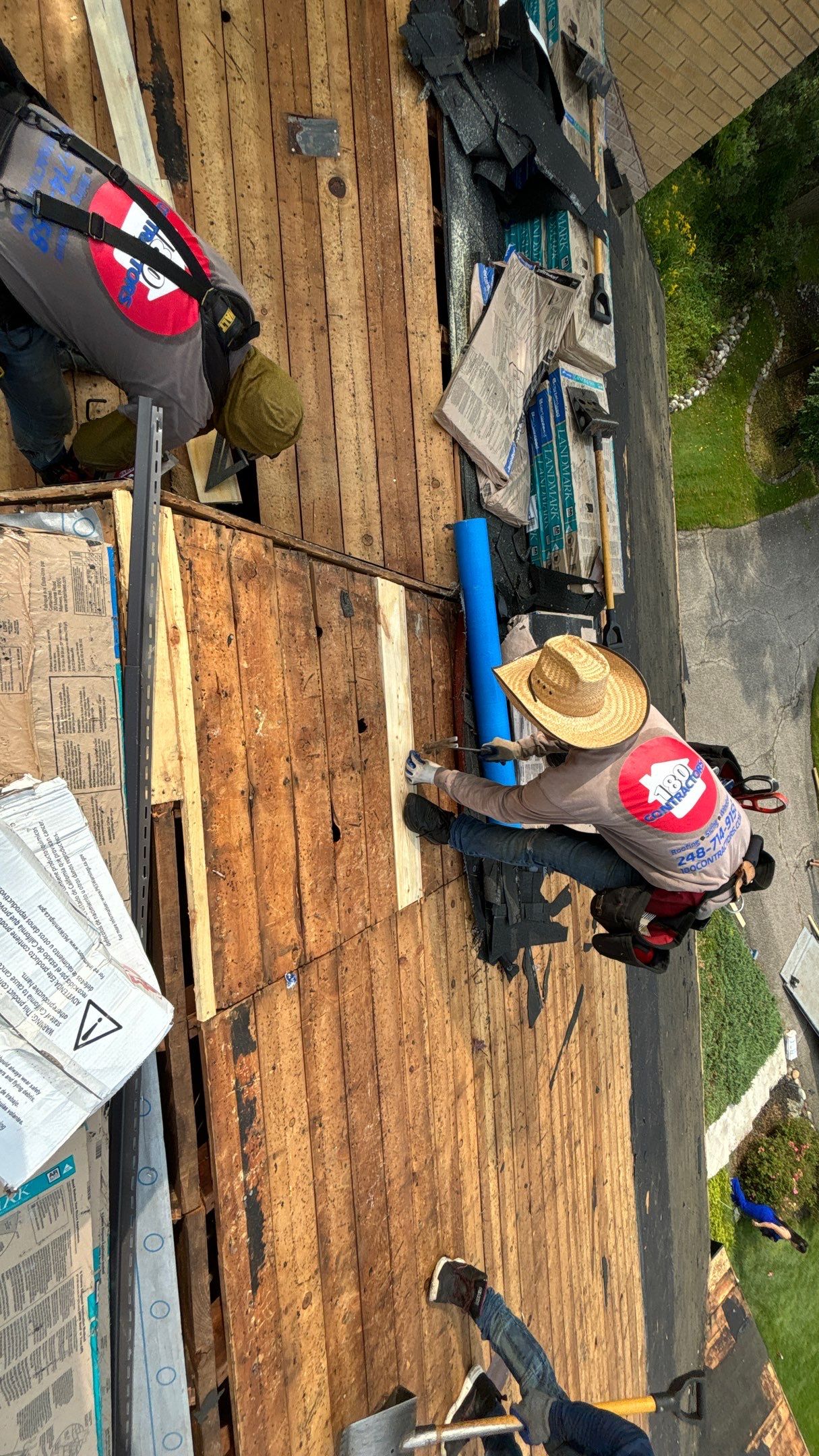 Roof Replacement using CertainTeed Landmark by 180 Contractors