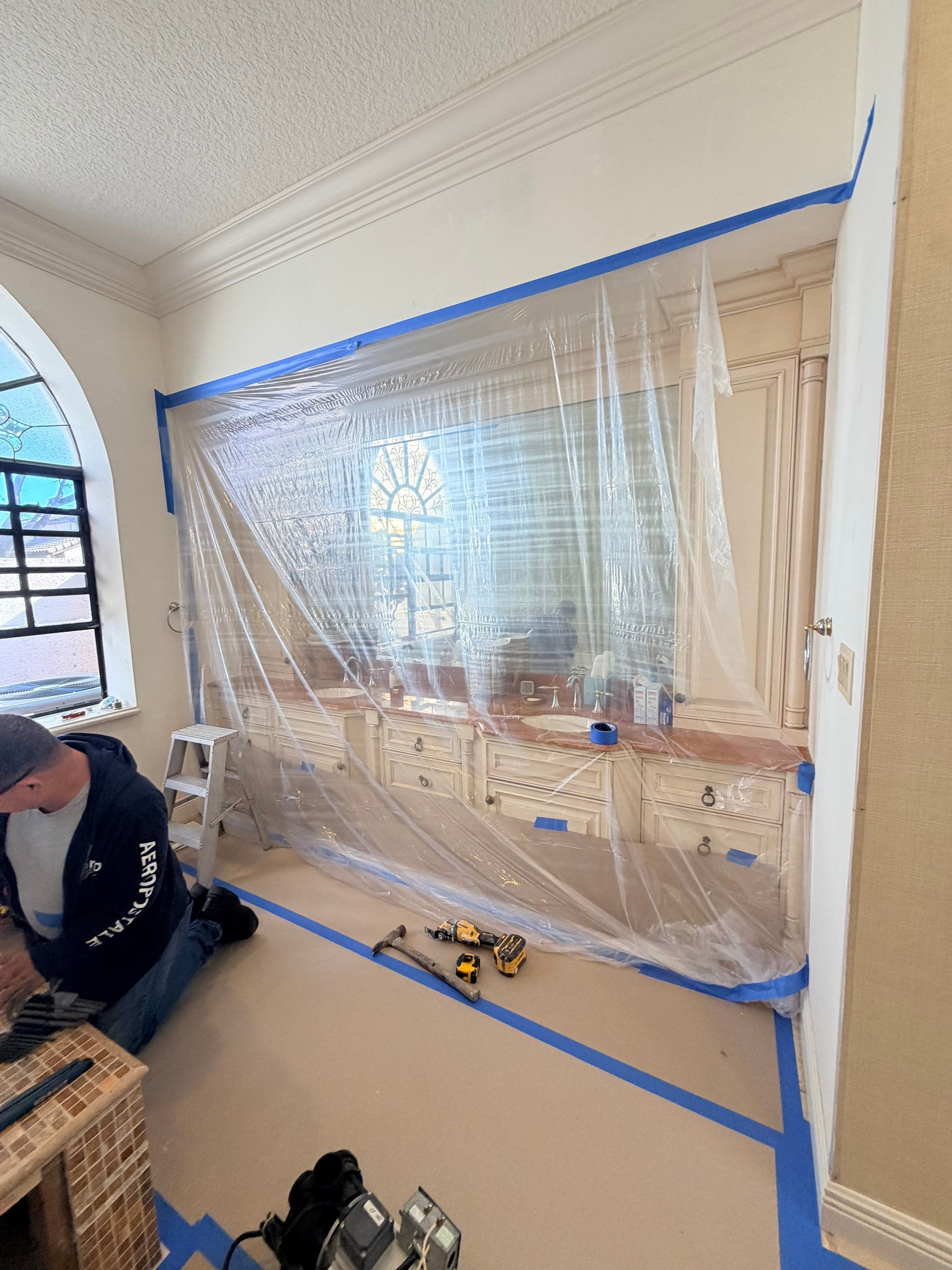 Roman Tub Remodel - Deerfield Beach by Hevi Tile