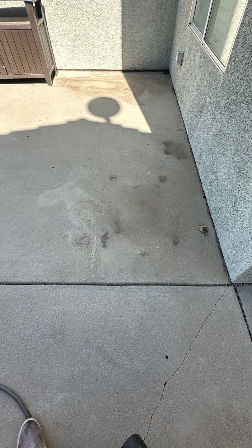 House washing, window cleaning, and screen repair by Property Cleaning Experts