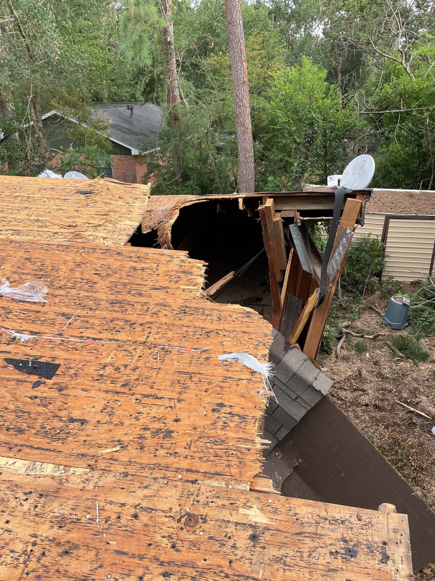 Residential Roofing Installation using Owen's Corning Duration (Lifetime) Shingles by Roof Repair Company