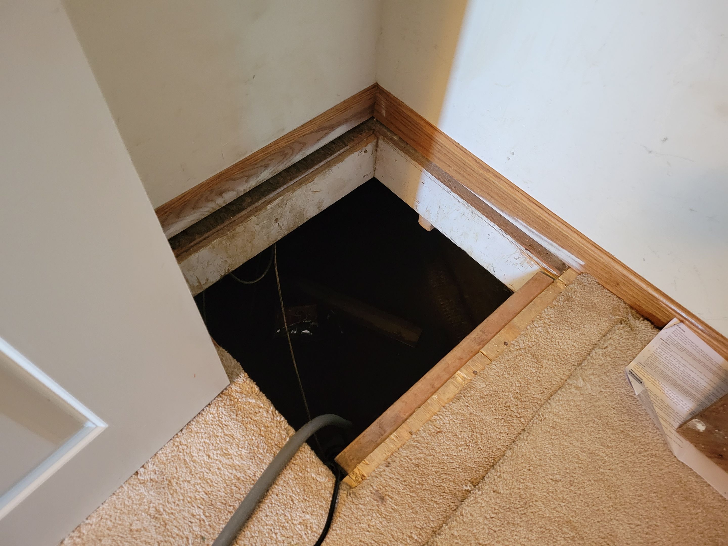 Crawl Space Water Extraction by Chicagoland Water Medics