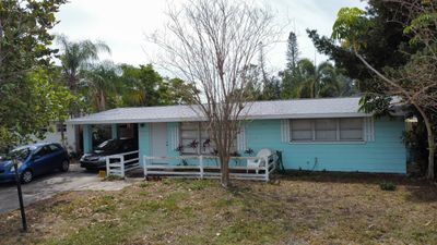 Roof replacement in Bradenton FL