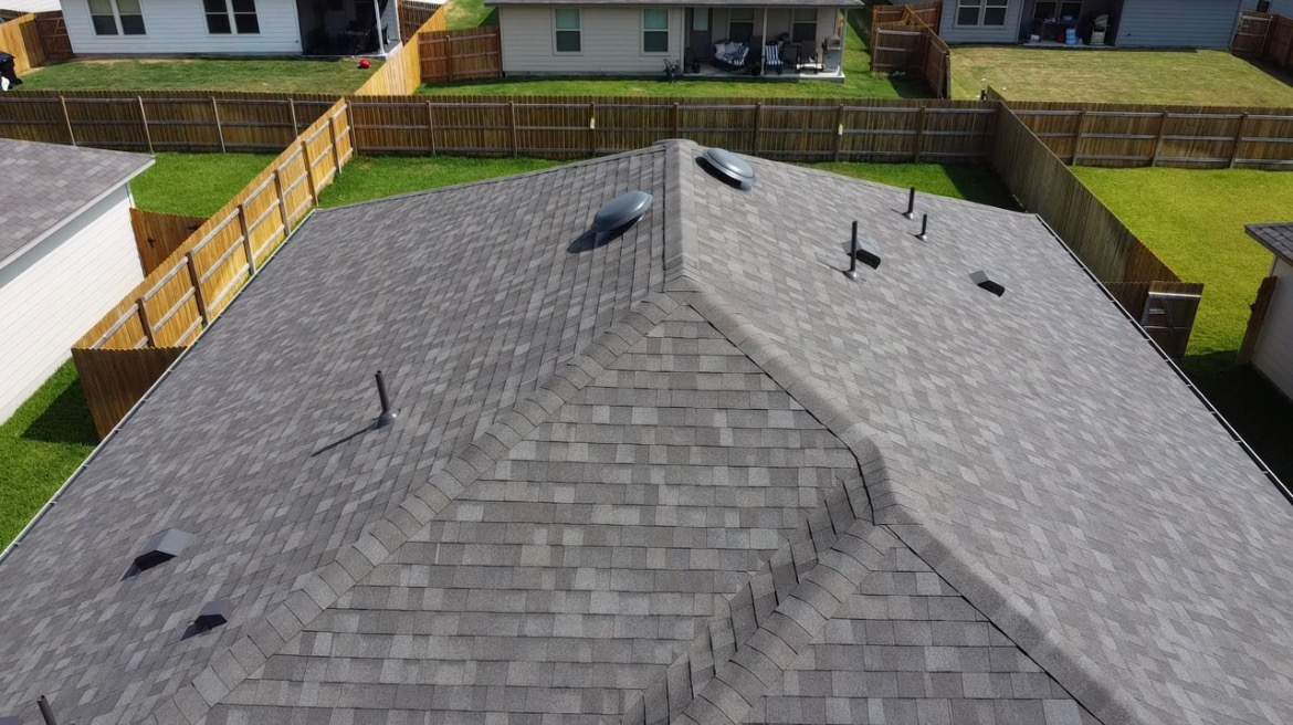 Residential Roofing Installation using Owens Corning Oakridge by Kstylez Roofing & Construction