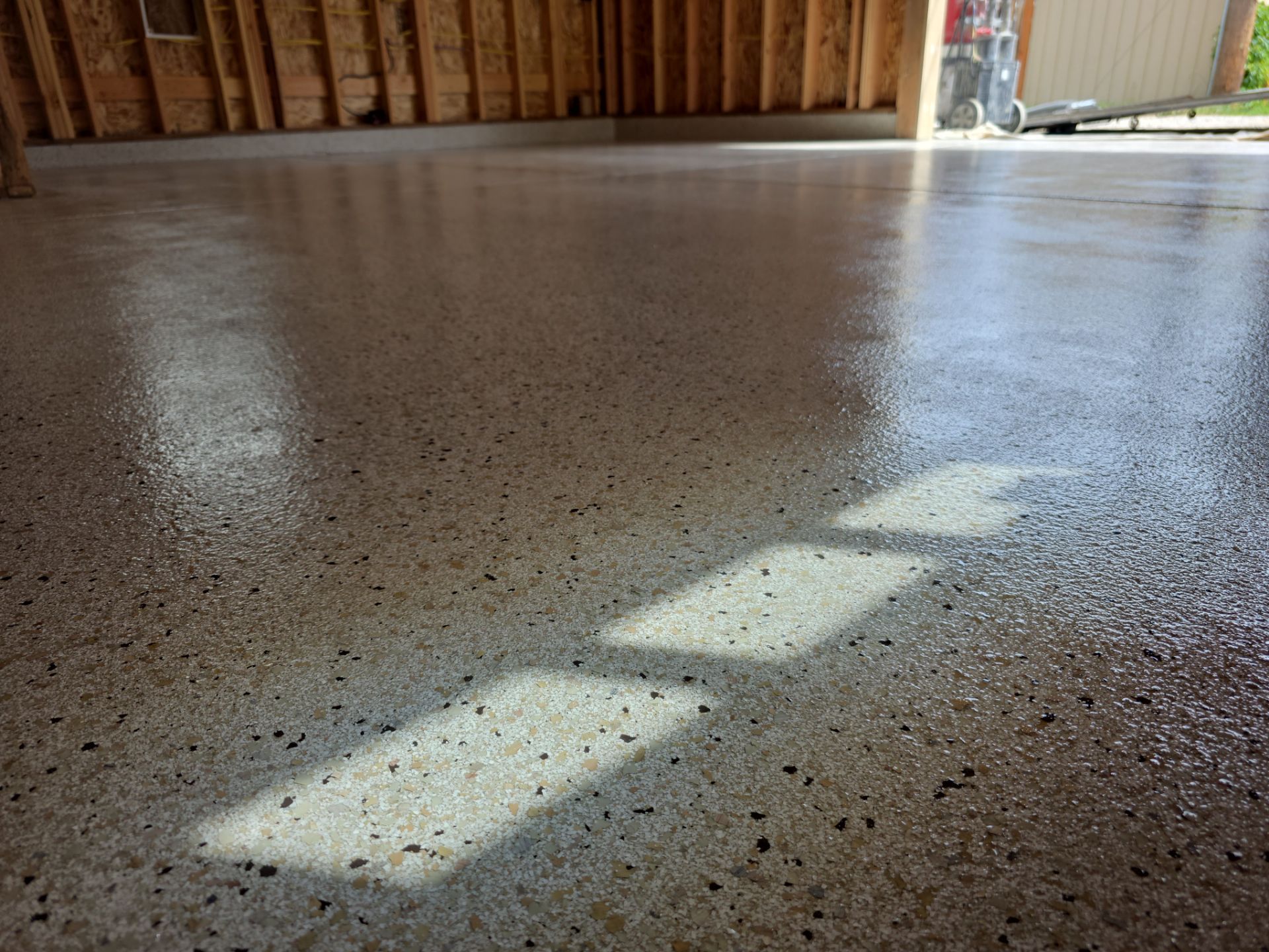Plateau Hybrid Polyaspartic Garage Floor Coating in Coeur d'Alene by Croc Coatings, LLC