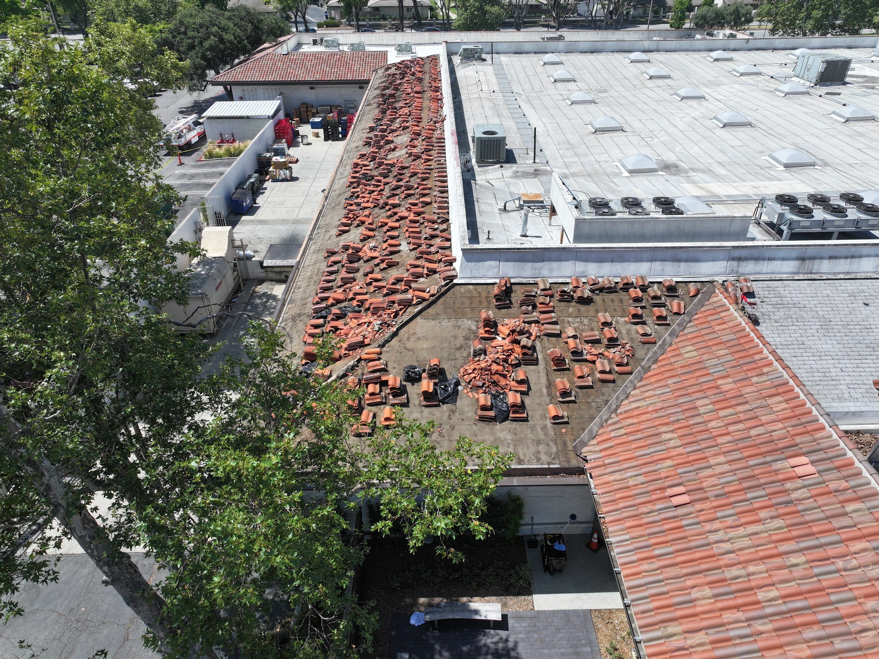 Regency Westlake Shopping Center  by Sanchez Single Ply Roofing