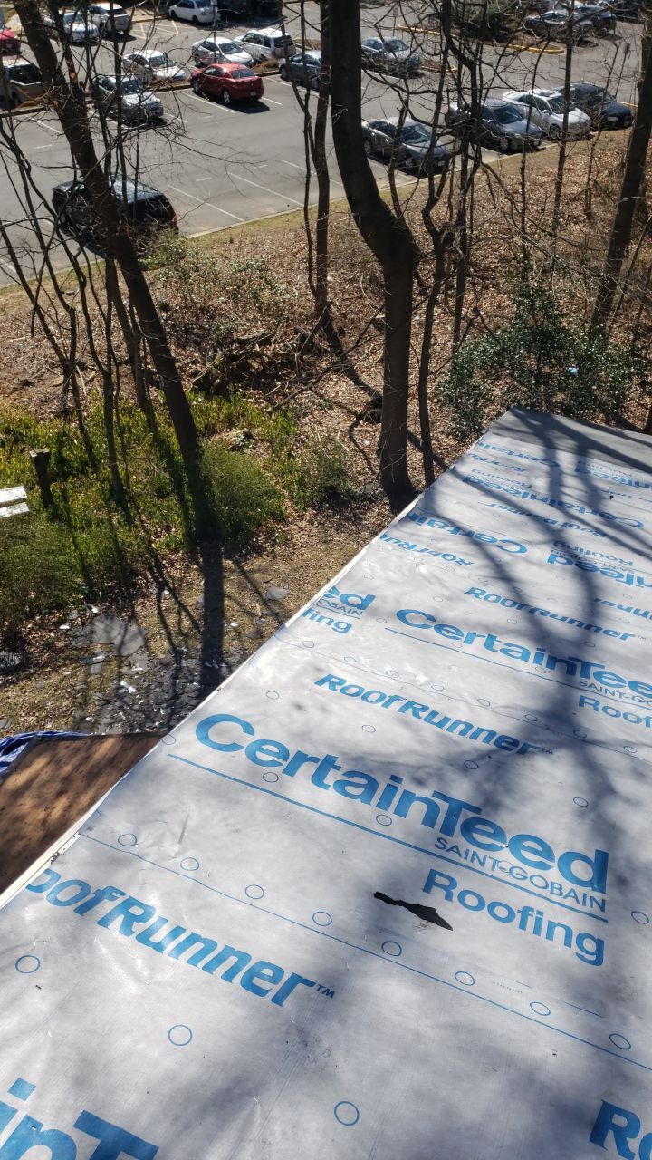 Reston CertainTeed Landmark Resawn Shake New Roof Installation & Siding/Trim Repairs by RM Banning, Inc.