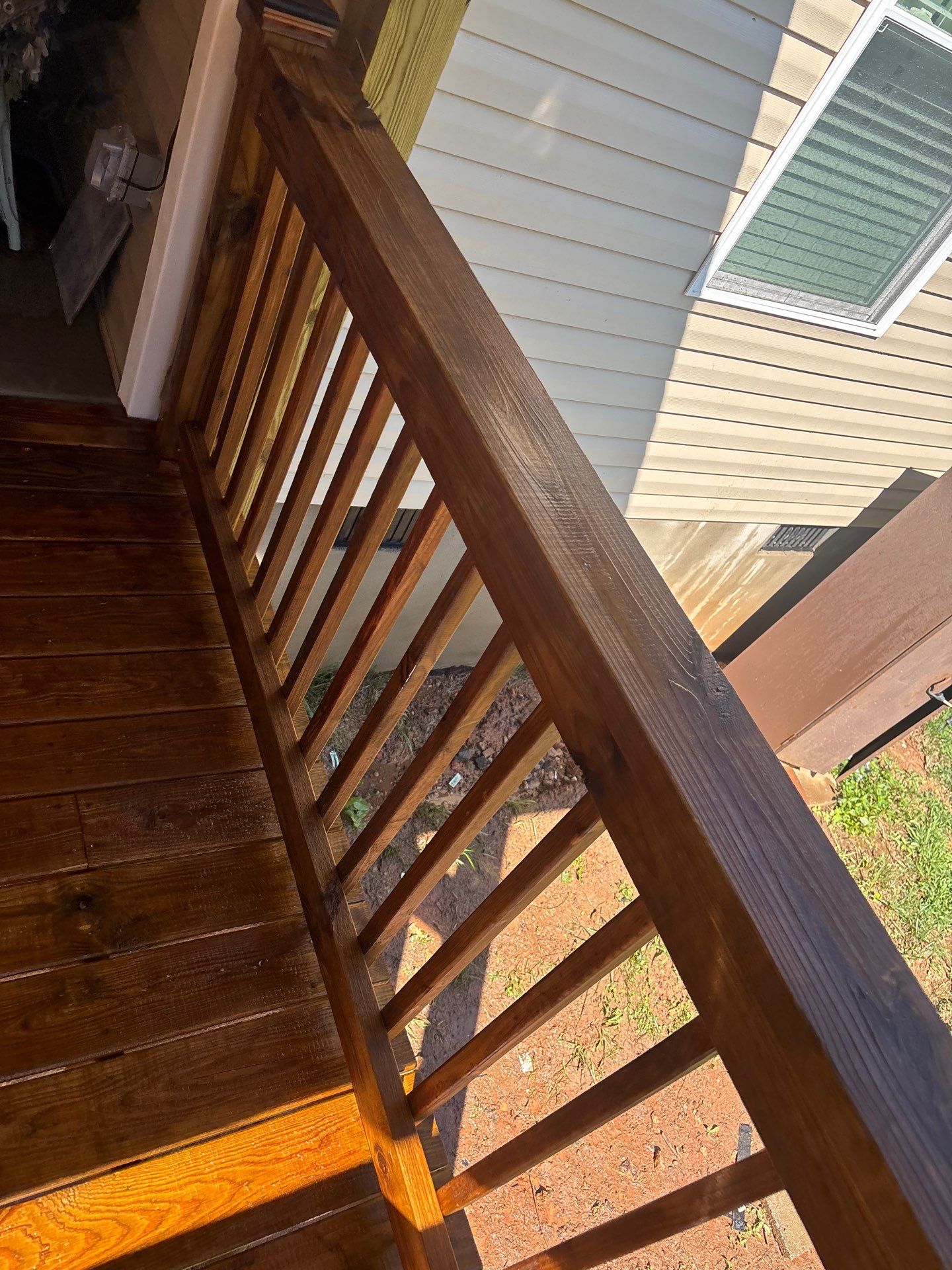 Wood Deck using Wood Sealant by DuraSeal