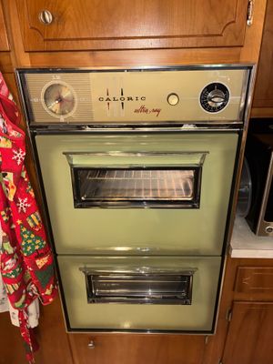 Caloric Wall Oven - Rivervale NJ