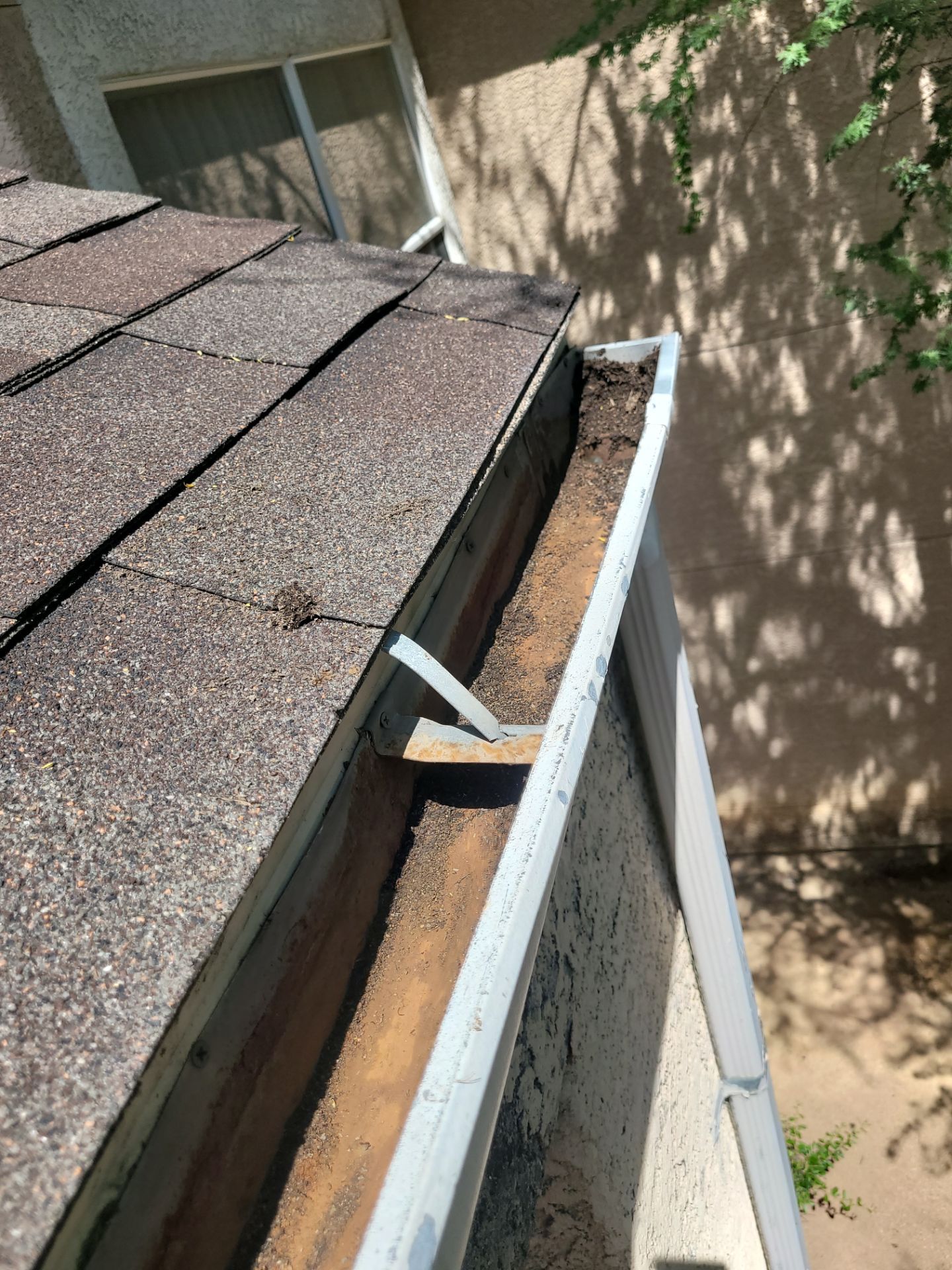 HOA gutter cleaning after photo Sierra Vista, AZ.