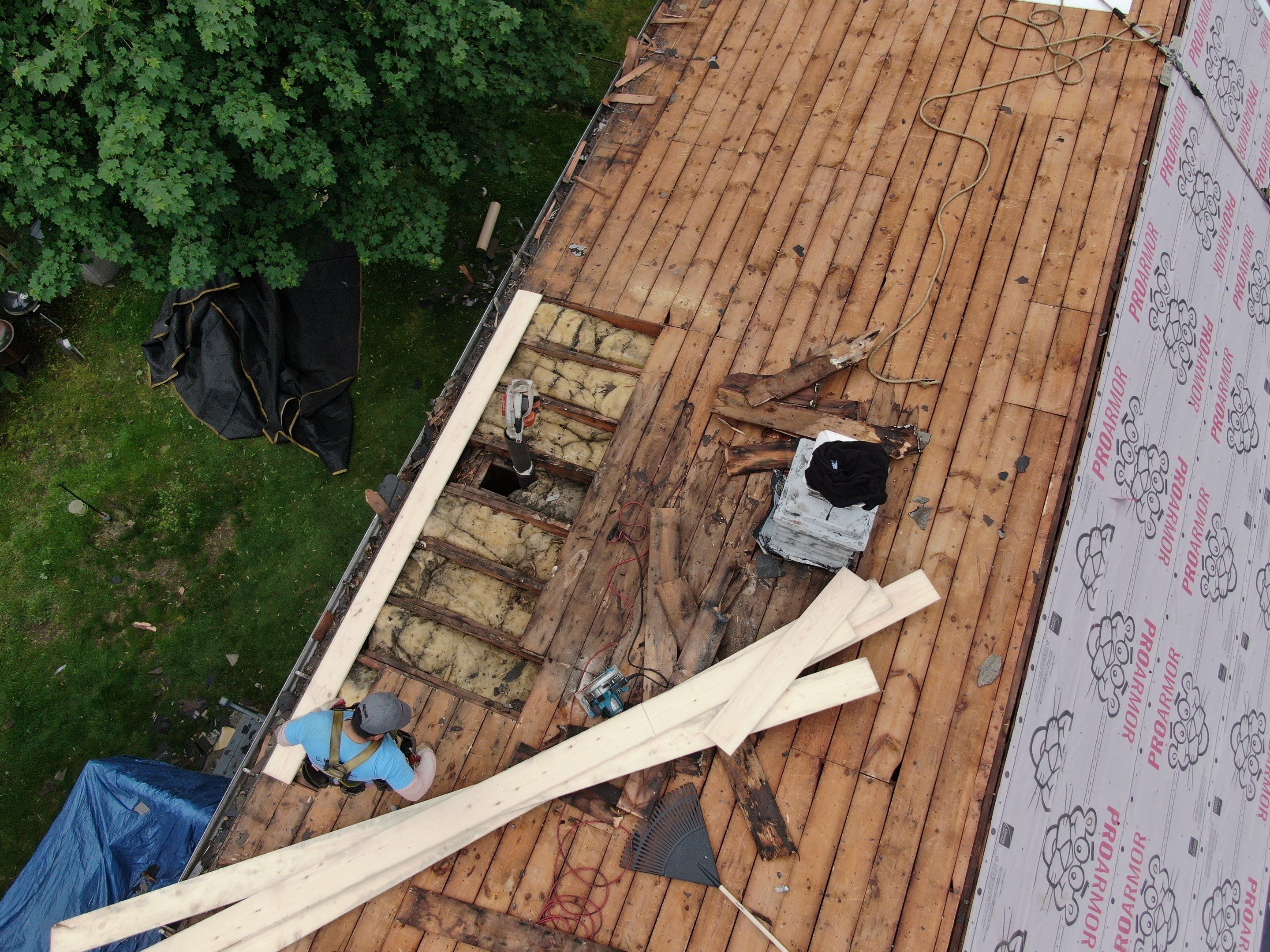 Roof and Flat Roof Membrane Replacement in Lowell, MA by Mighty Dog Roofing of Greater Middlesex County