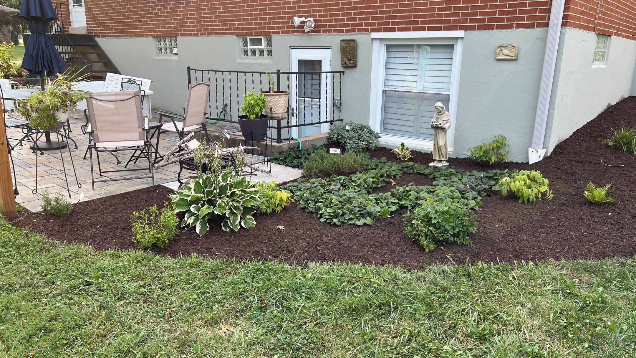 Spring Clean Up, Edge, & Mulch by Reisenberg’s Lawn & Landscape, LLC