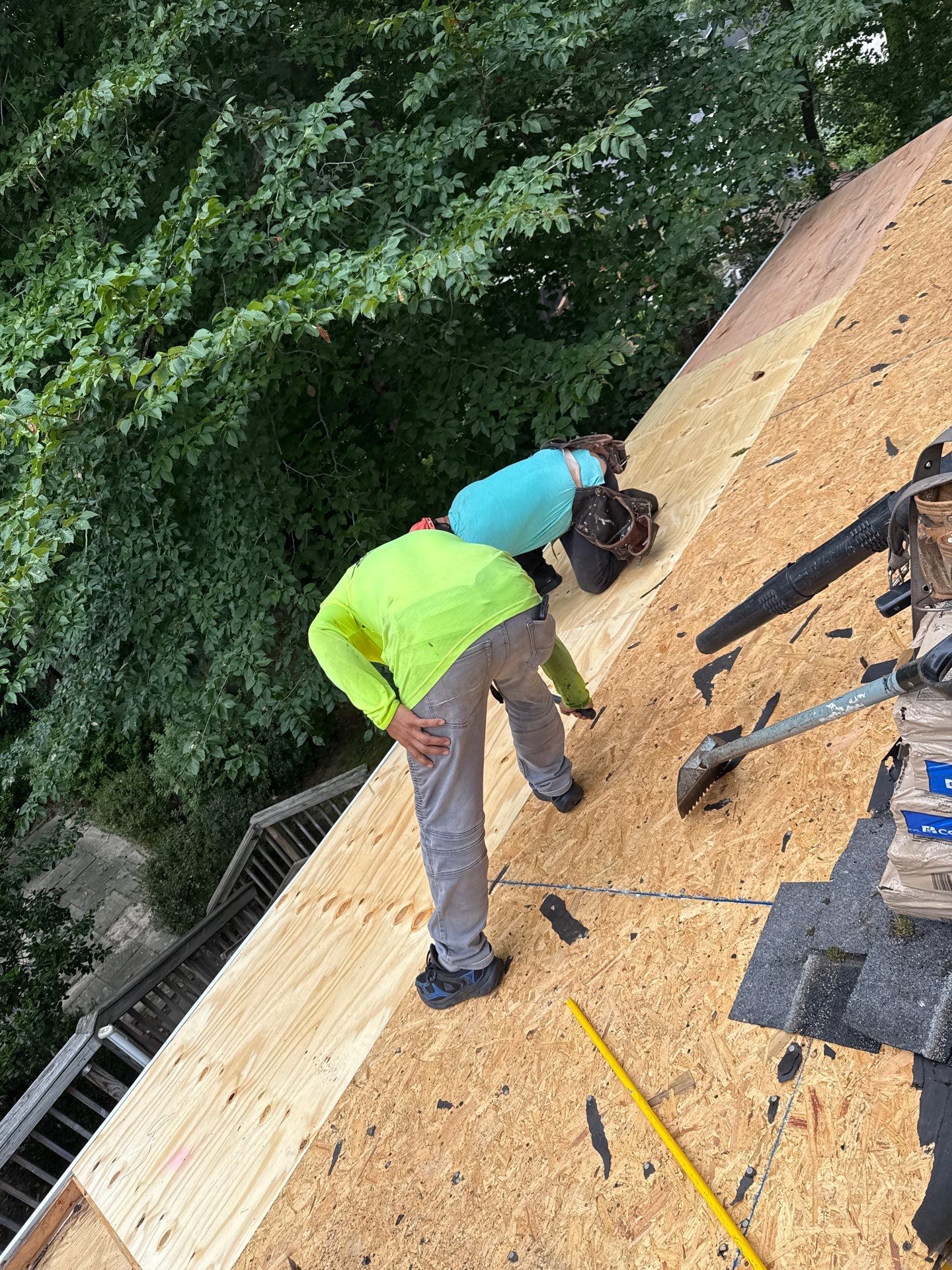 Springfield : with CertainTeed Landmark Pro in Max Def Cobblestone Gray  by RM Banning, Inc.