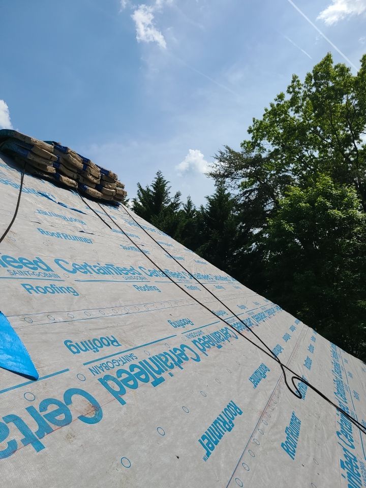 Clifton - CertainTeed Landmark Charcoal Black by RM Banning, Inc.