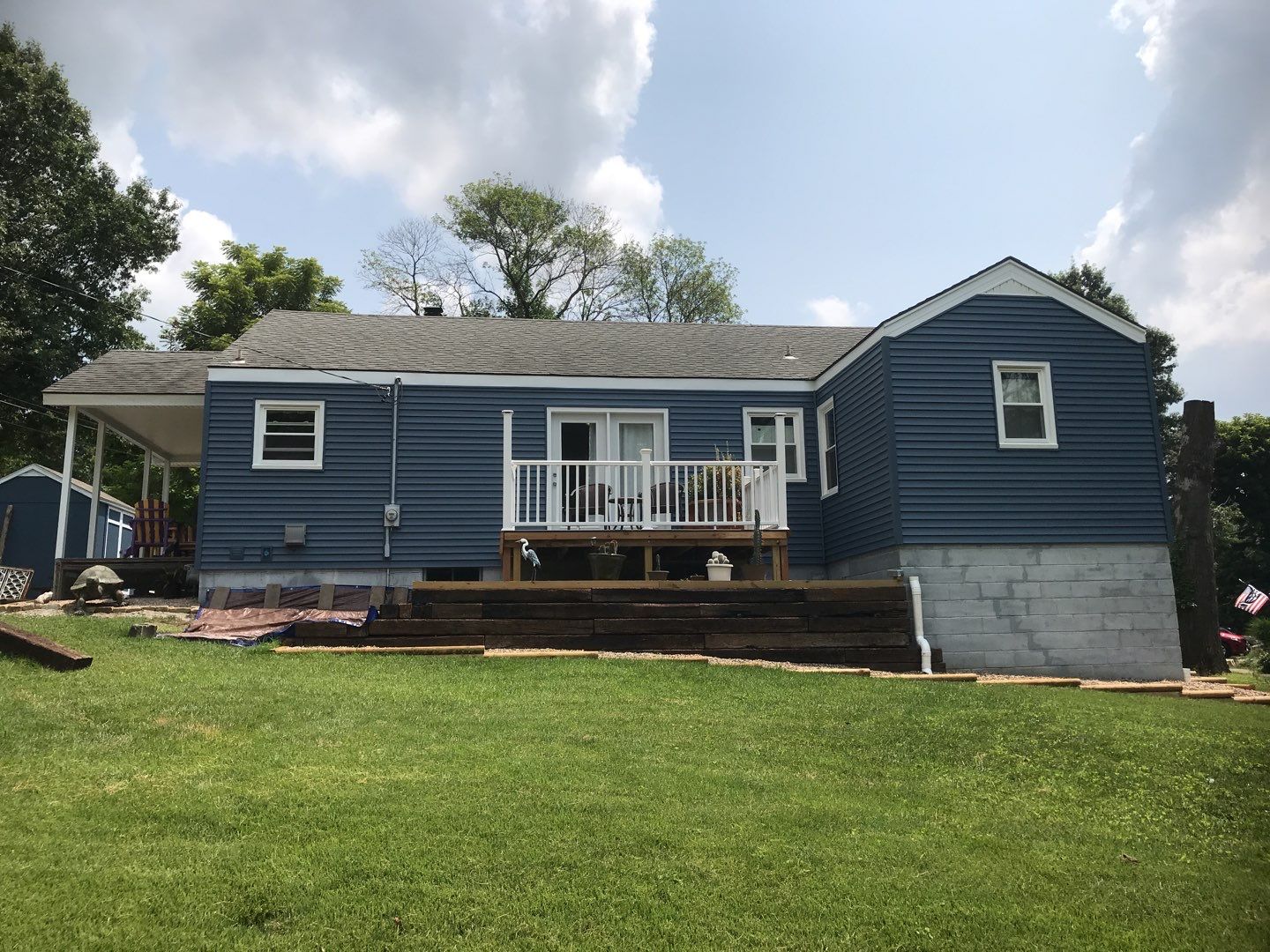 Siding Installation using Premium Point  by EEC  Windows, Siding & Roofing 