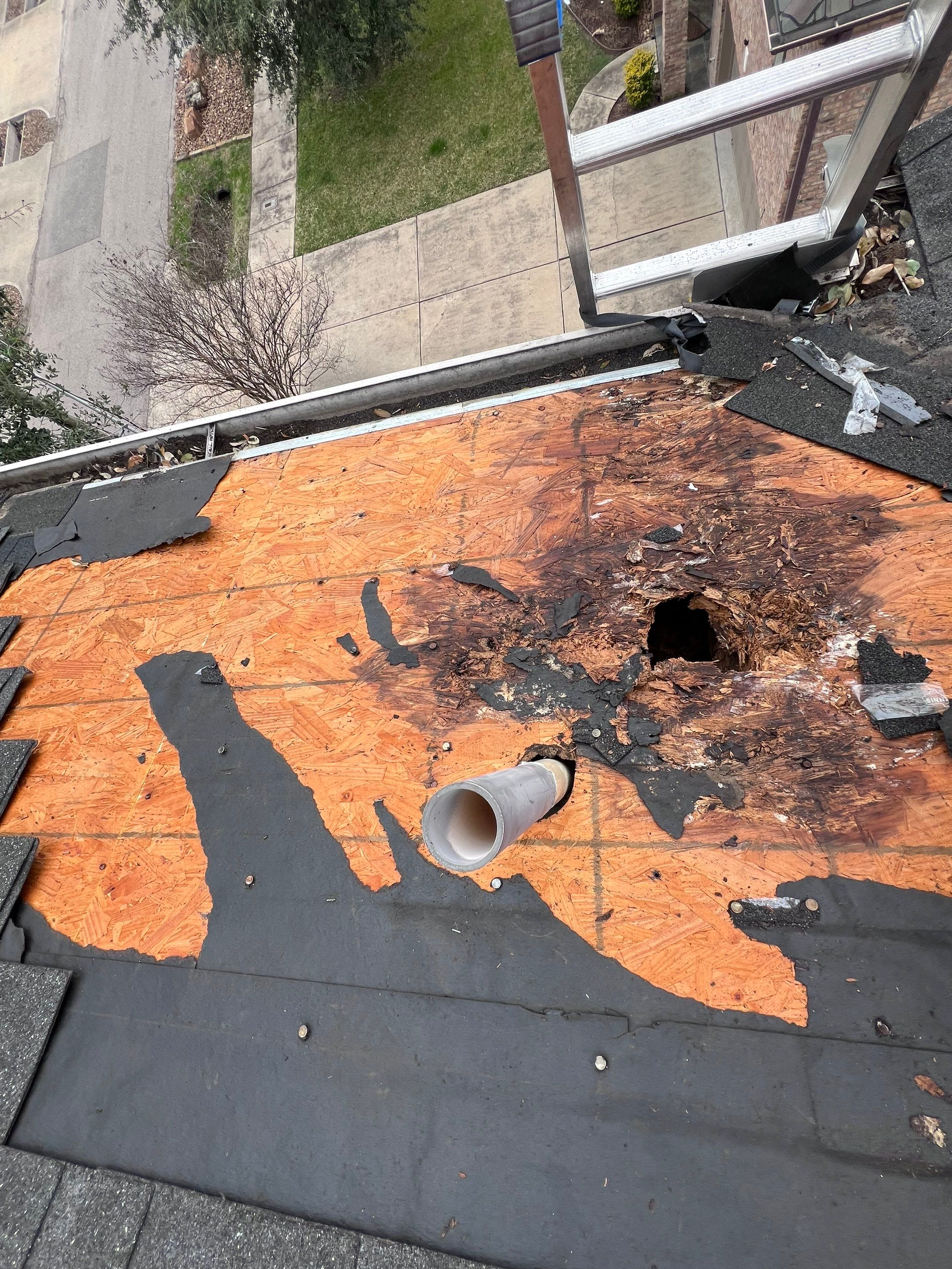 Hail Damage using Owen's Corning Duration (Lifetime) Shingles by Roof Repair Company
