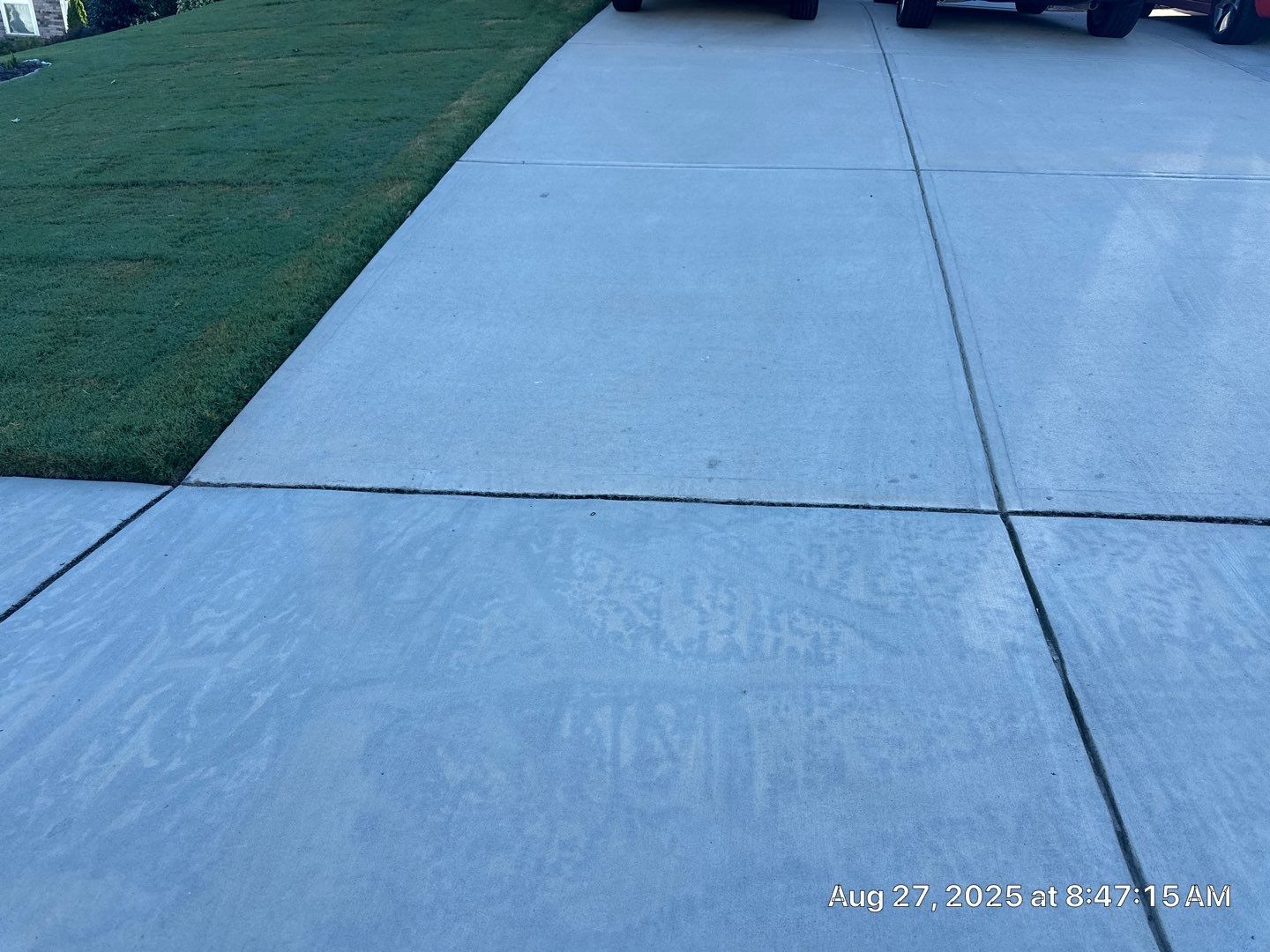 Concrete Driveway using Concrete Sealant by DuraSeal
