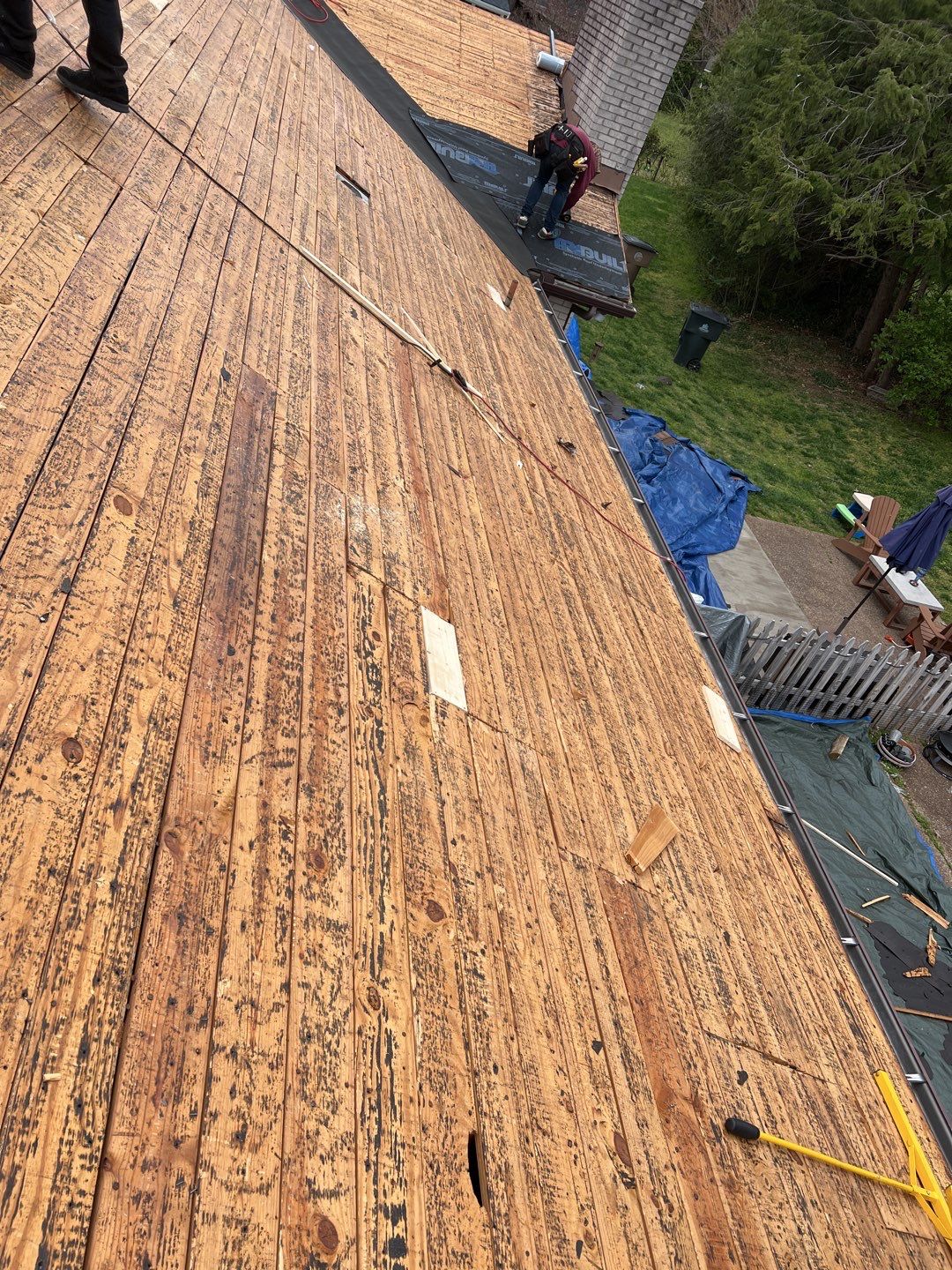 Residential Roofing Installation using Owens Corning Oakridge Roofing System by Undersun Roofing 