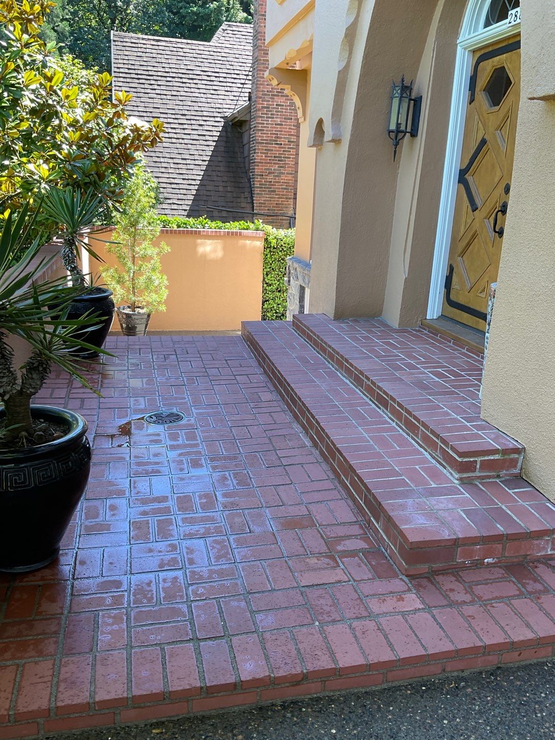 Flat work using Pressure washing no chemicals by Willamette Outdoor Wash LLC
