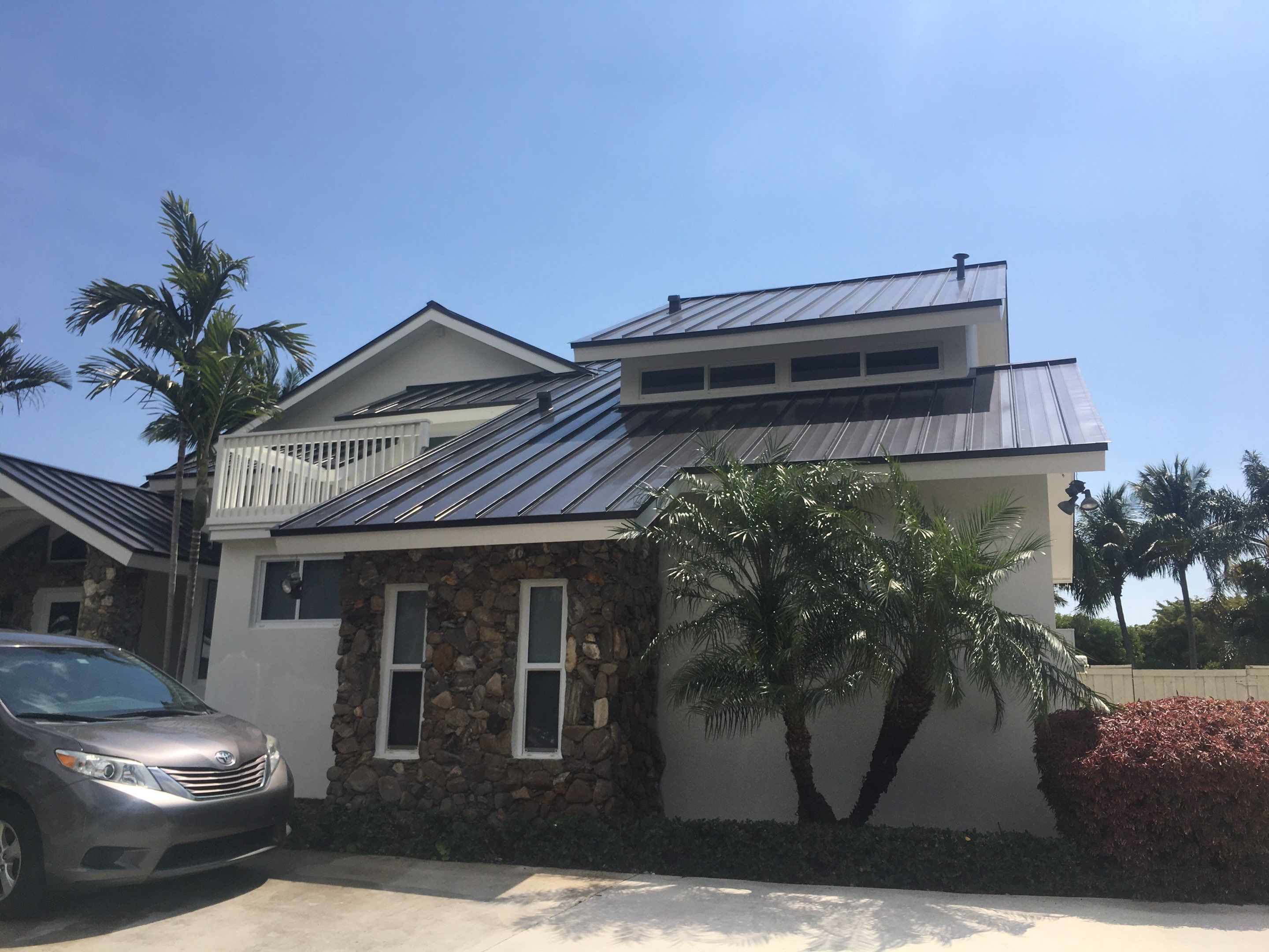 Metal Roof - Galvalume - Dark Bronze by Istueta Roofing