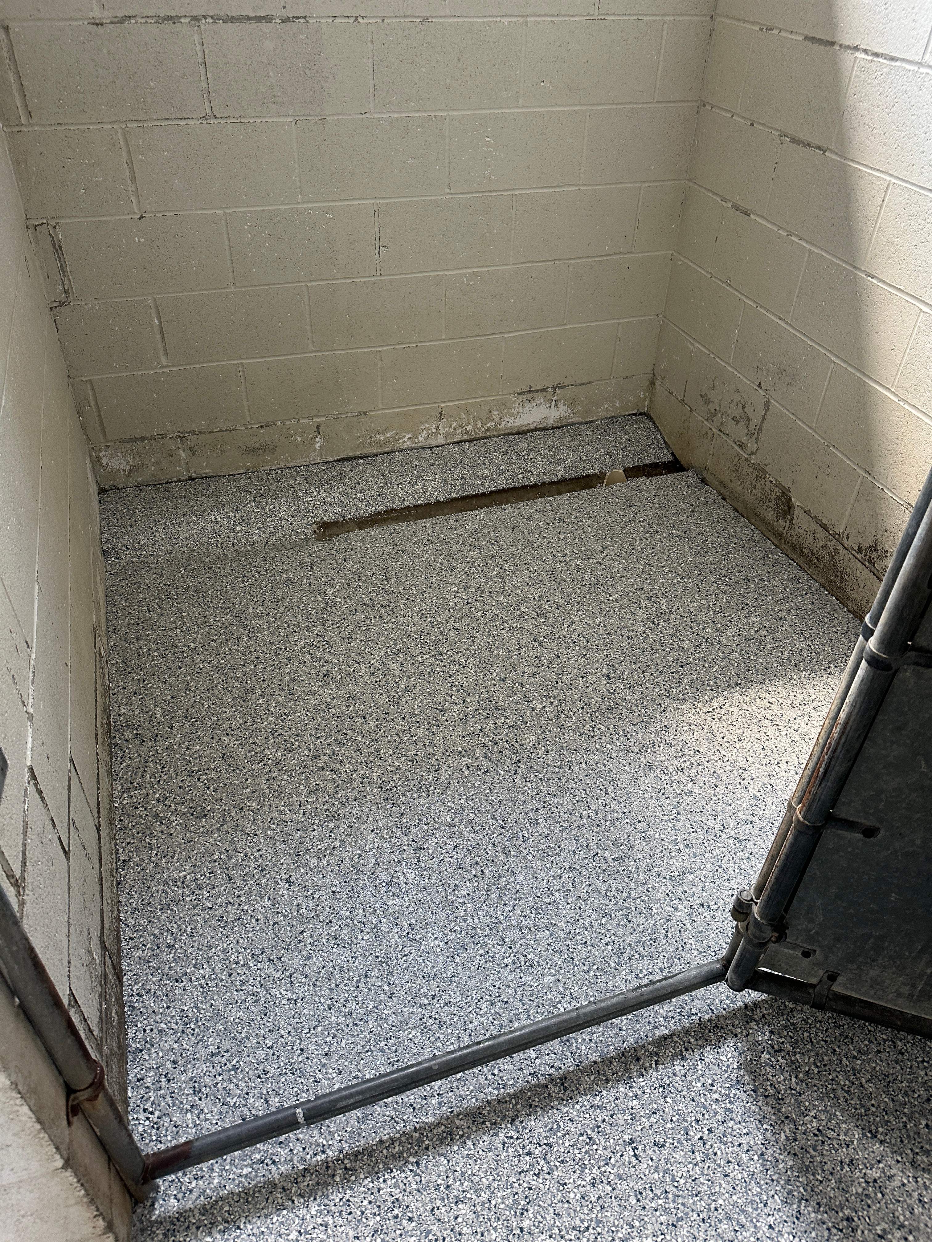 Steamboat Canine Shelter Normal by Loud Bros