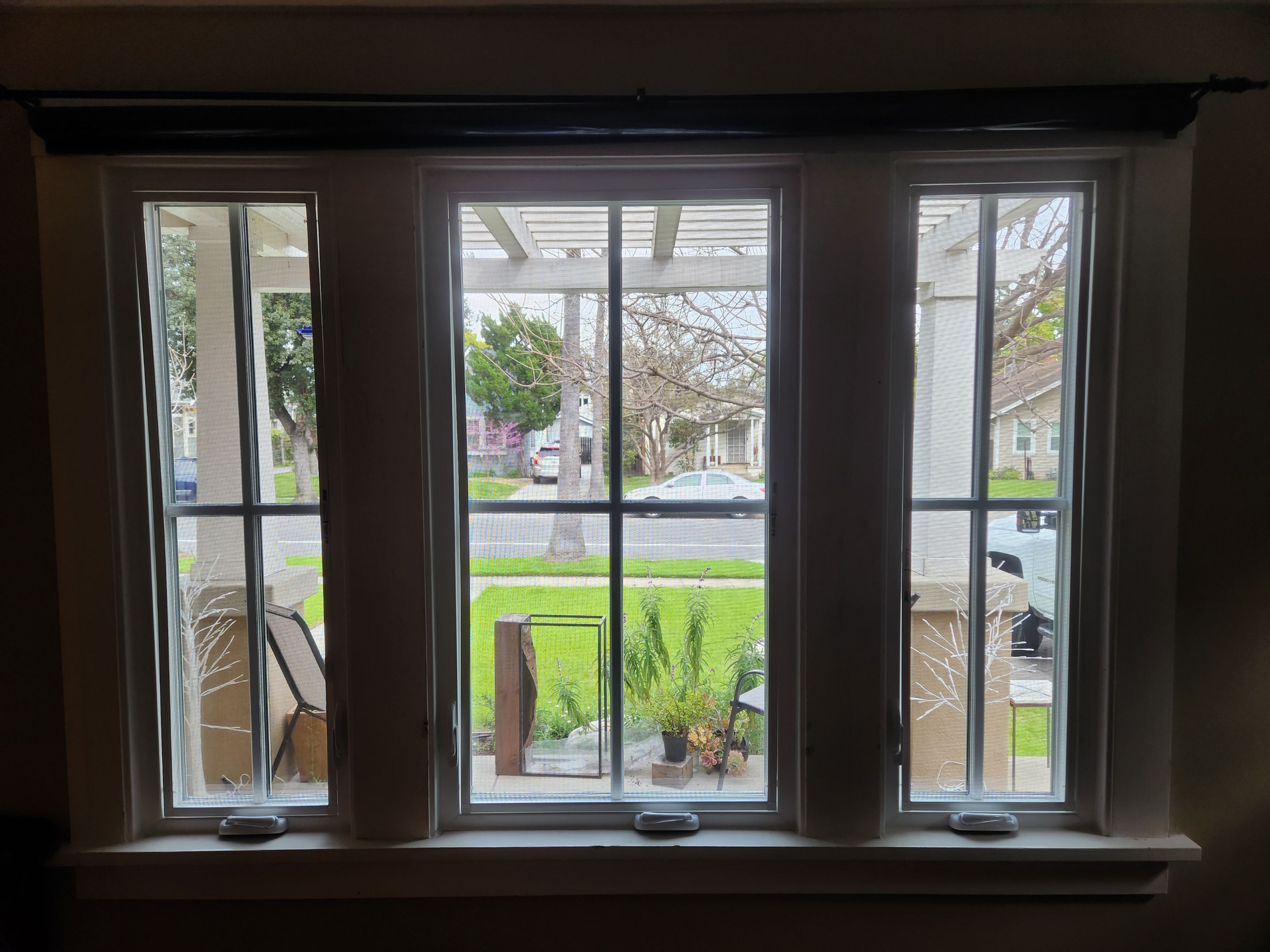 Window Installation using Milgard Ultra series, Fiberglass windows with SDL grids by American Window Company
