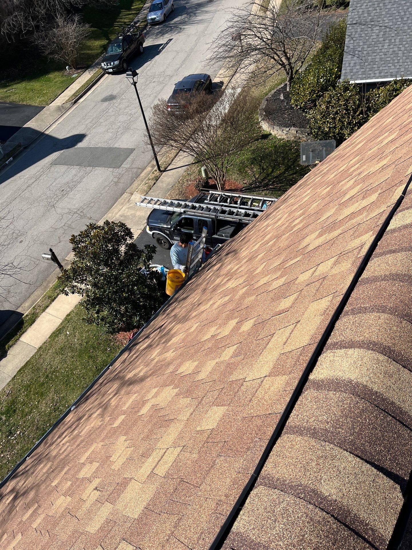 Springfield CertainTeed Landmark in Resawn Shake by RM Banning, Inc.