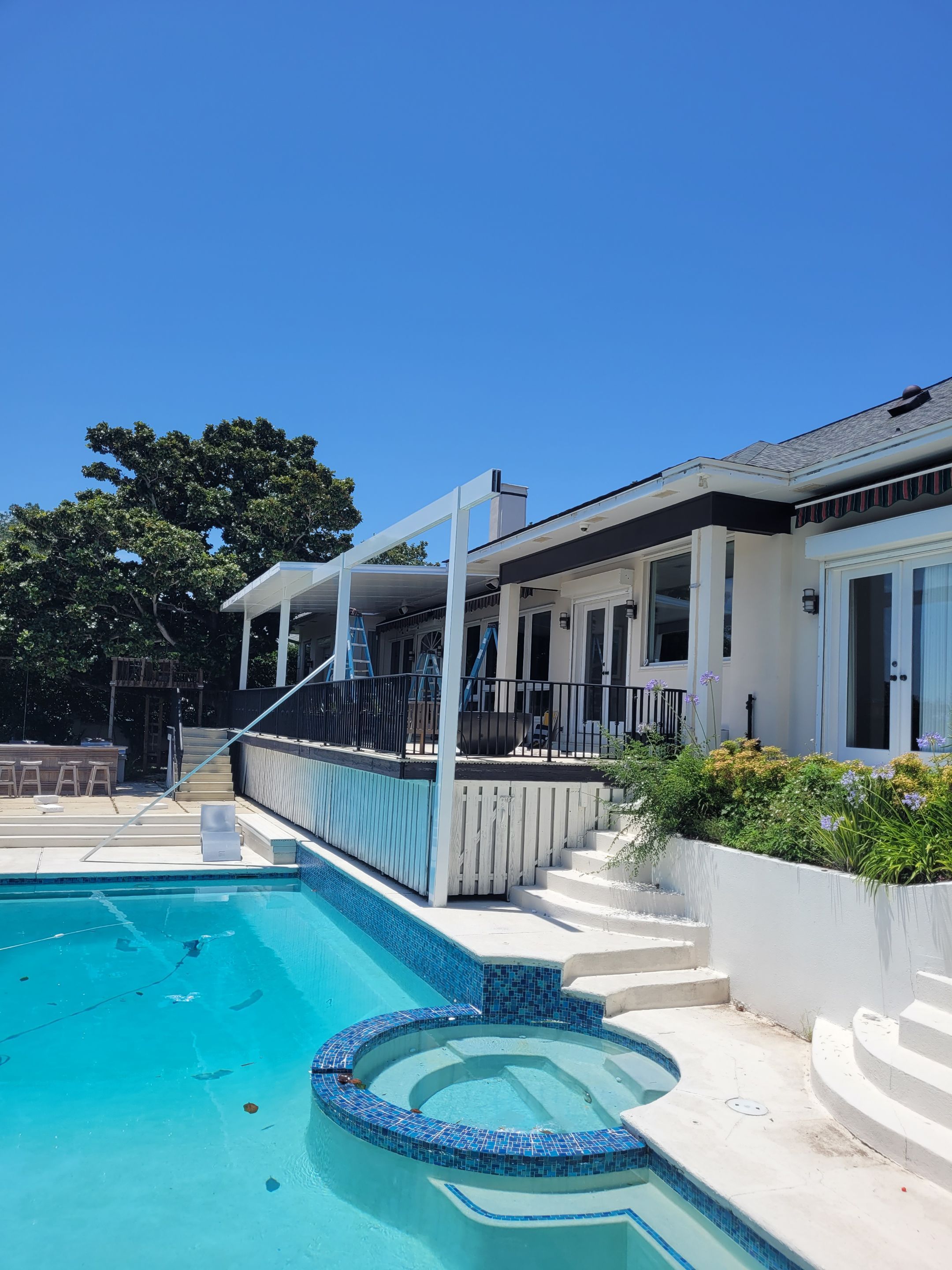 Poolside Colorbeam Patio Cover in Gulf Breeze by Titan Sunrooms