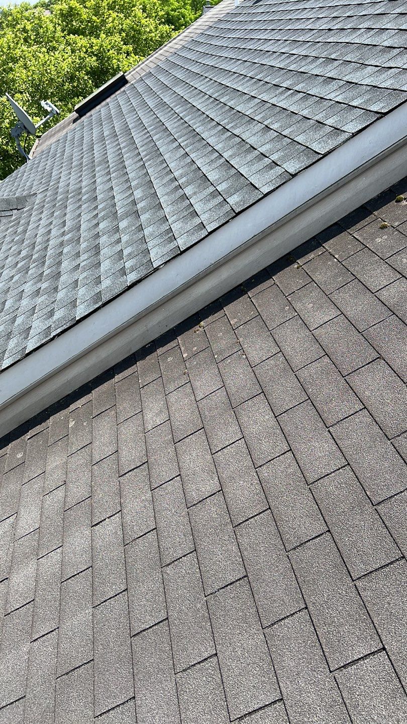 Sterling: CertainTeed Landmark Designer Shingles in Pewter by RM Banning, Inc.