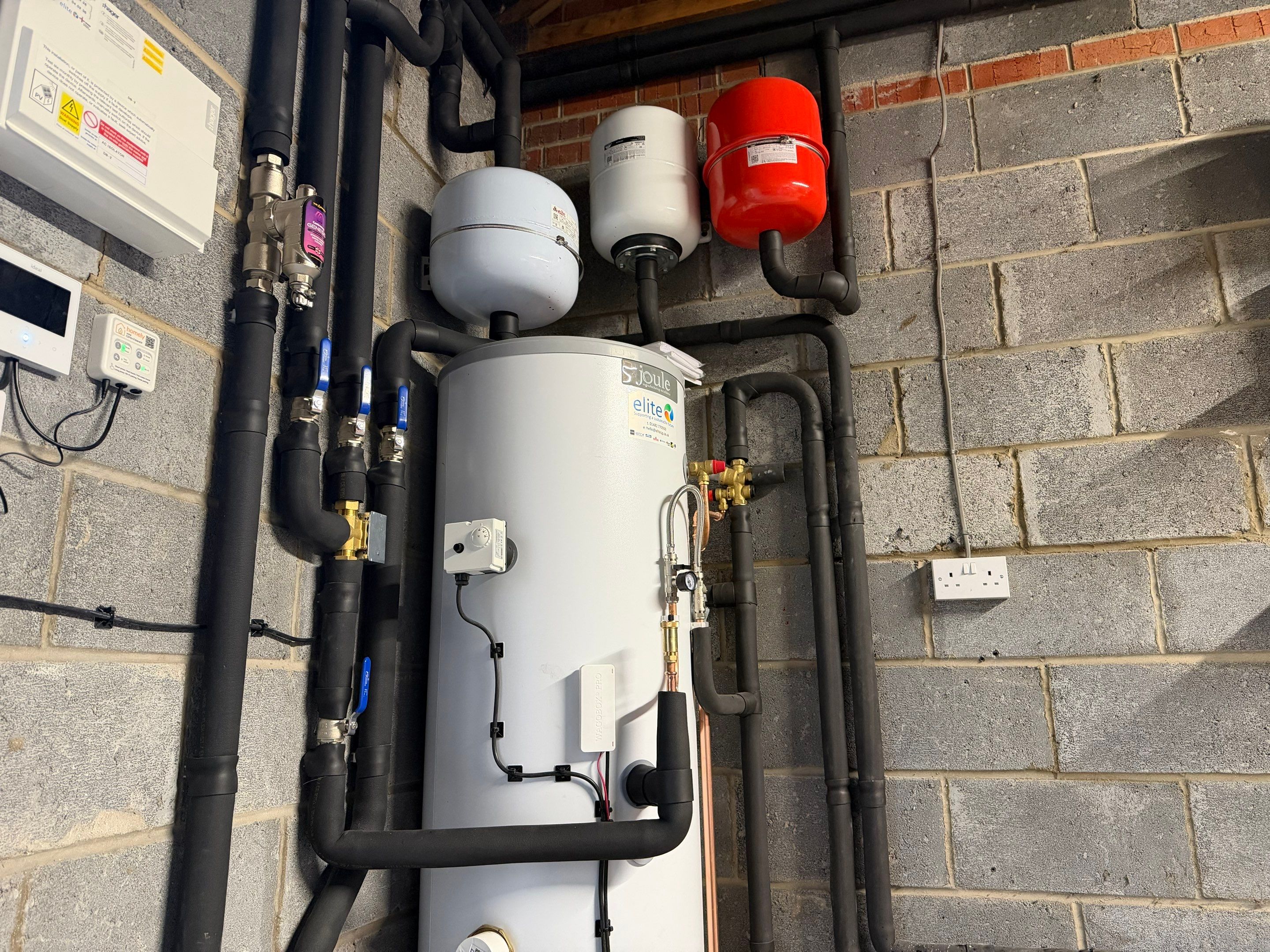 One team. One install window. A smarter way to go fully renewable. by Elite Services Group Ltd