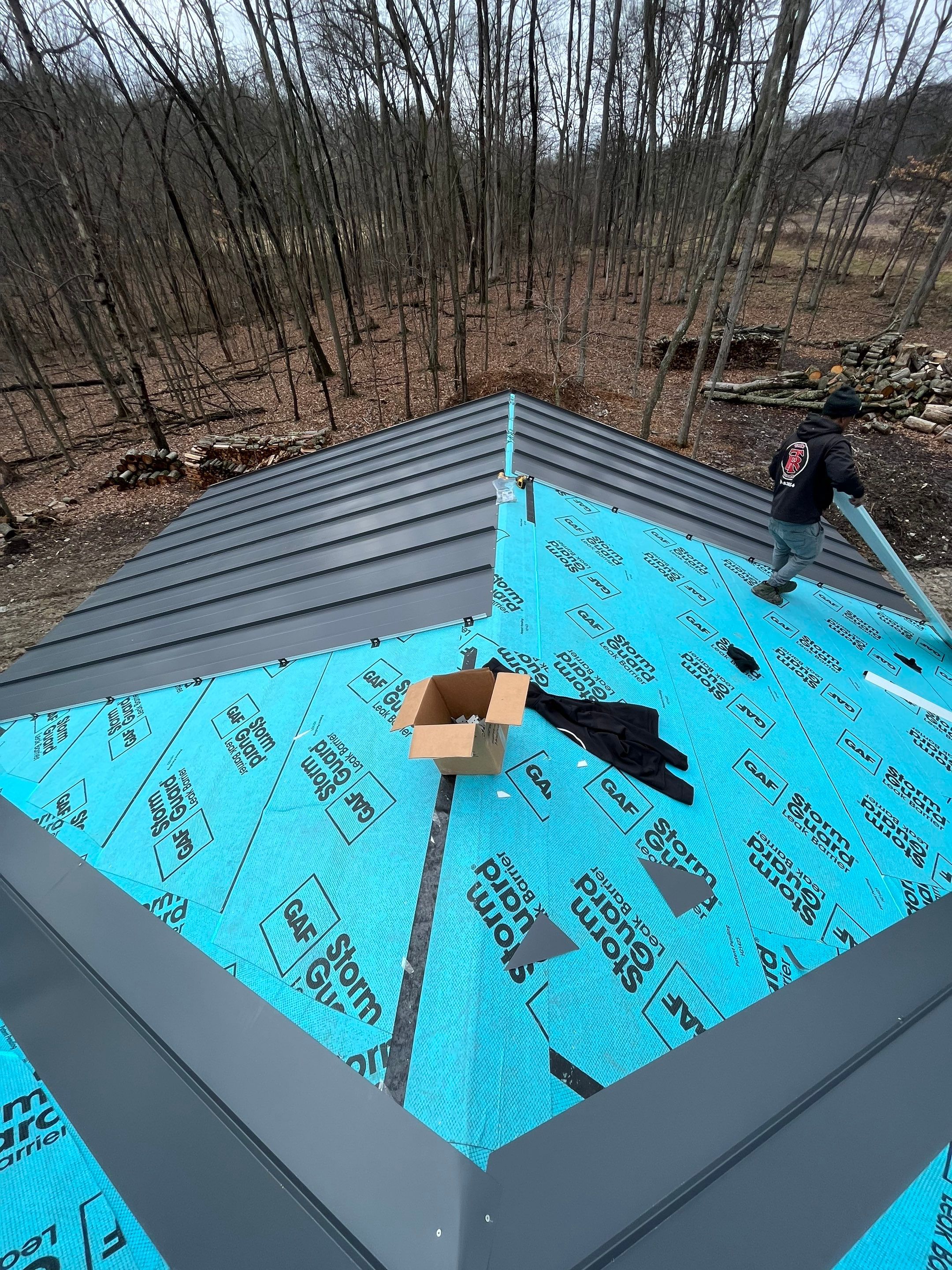 Standing Seam  using Everlast Standing Seam 24 Gauge  by Teflon Roofing