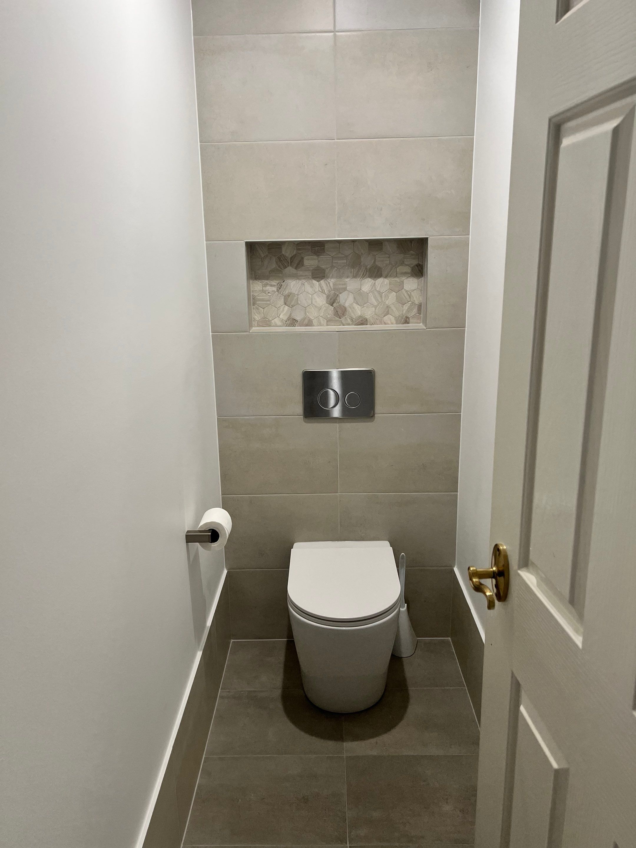 Double Bathroom & Double Toilet Renovation by Re-seal Bathrooms