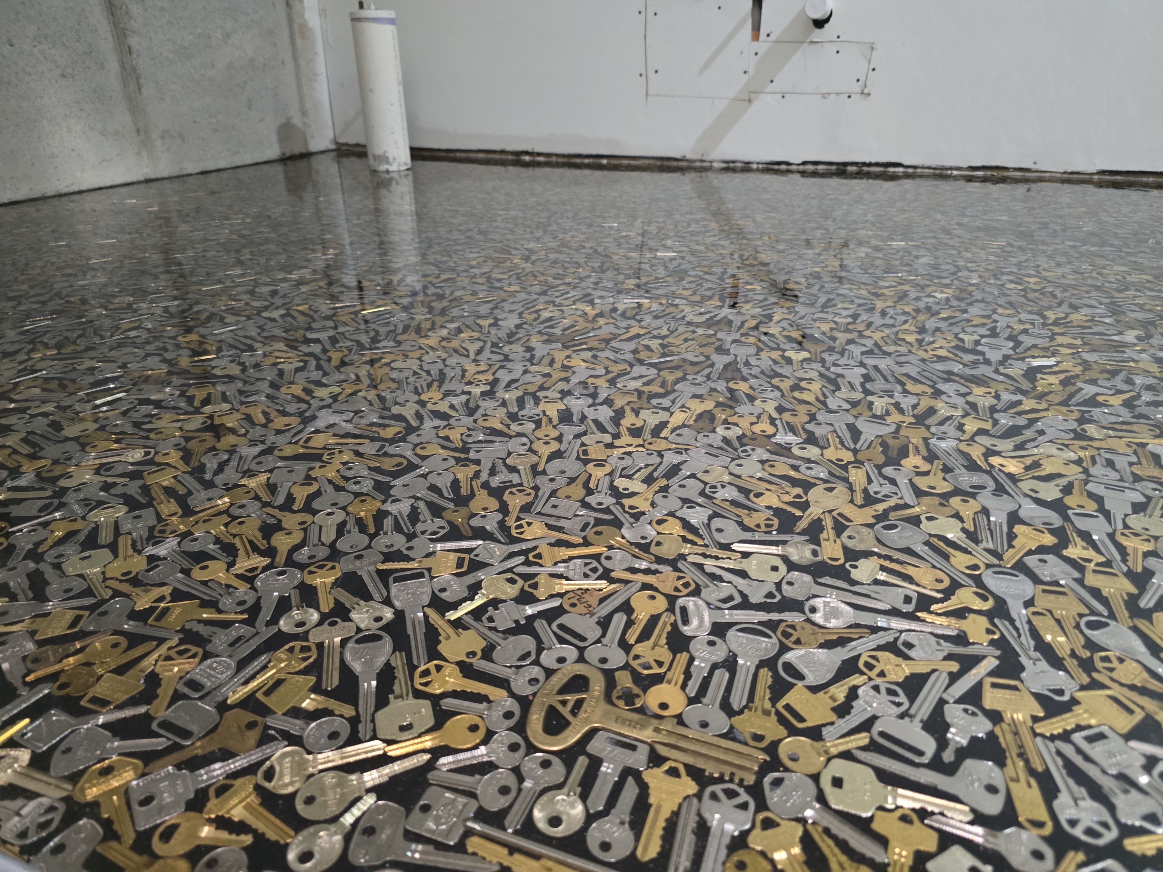 Liquid Glass Epoxy Key Floor  by Elite Floor Solutions
