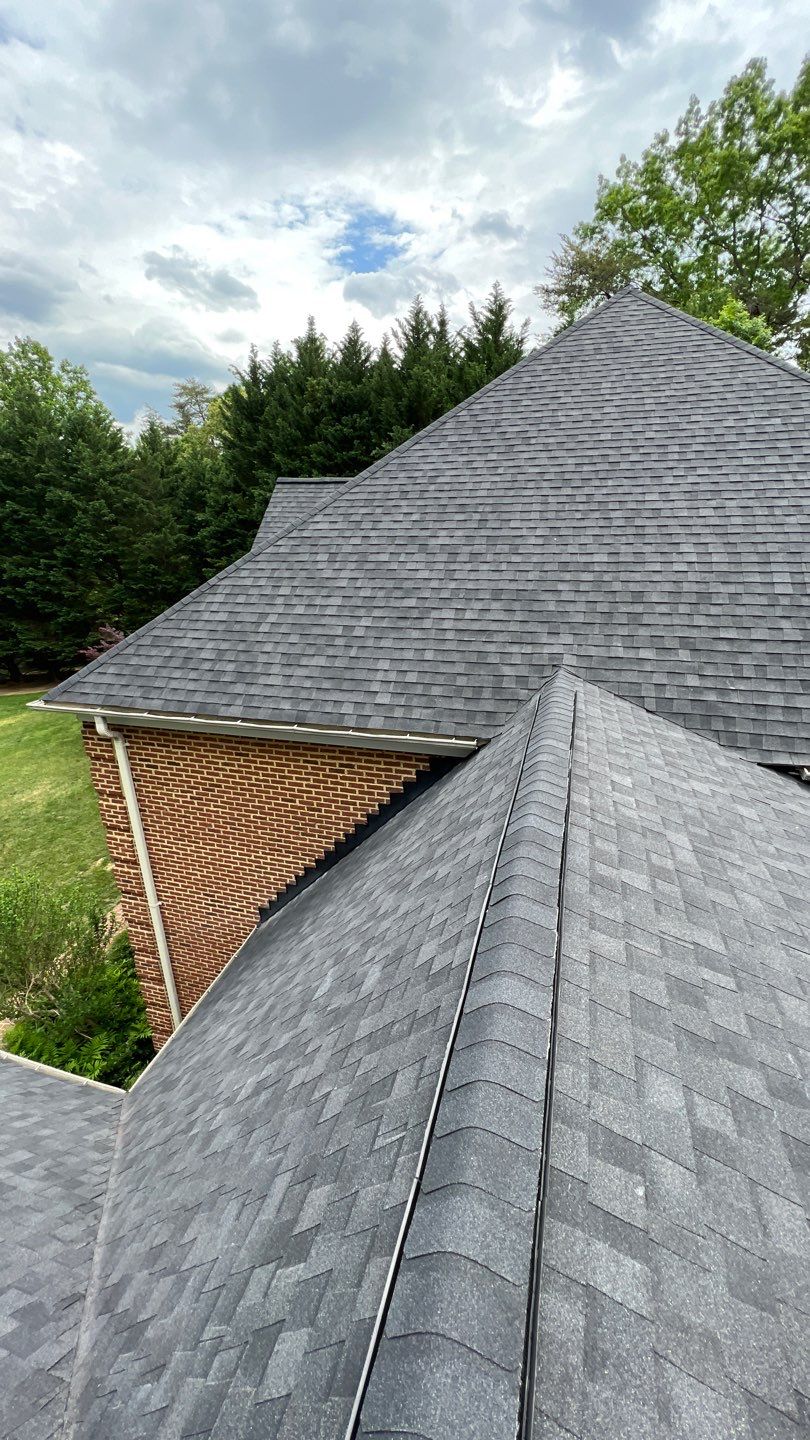 Clifton - CertainTeed Landmark Charcoal Black by RM Banning, Inc.