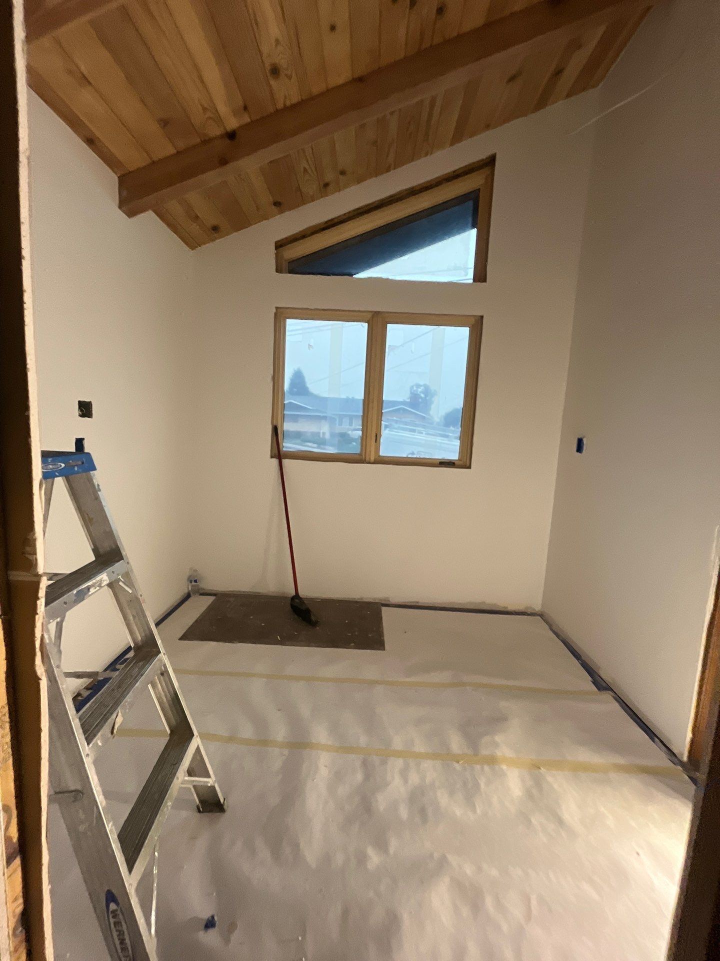 Custom interior painting and decorating by Herrera’s Bay Area Painting inc.