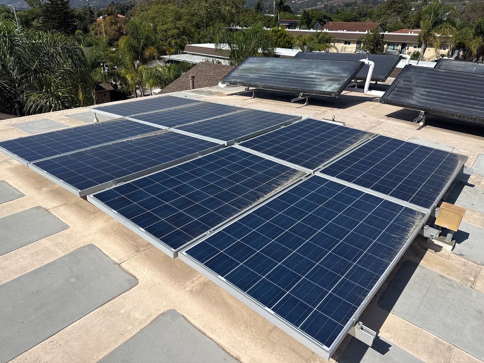 Solar Cleaning by Sunrise 805