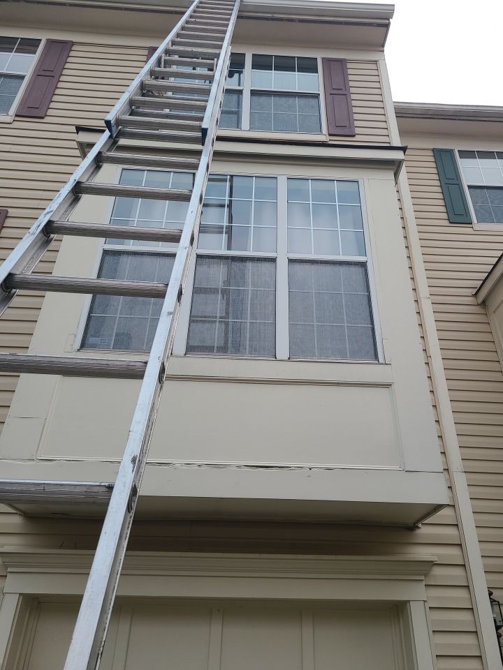 Sterling: CertainTeed Landmark Designer Shingles in Pewter by RM Banning, Inc.