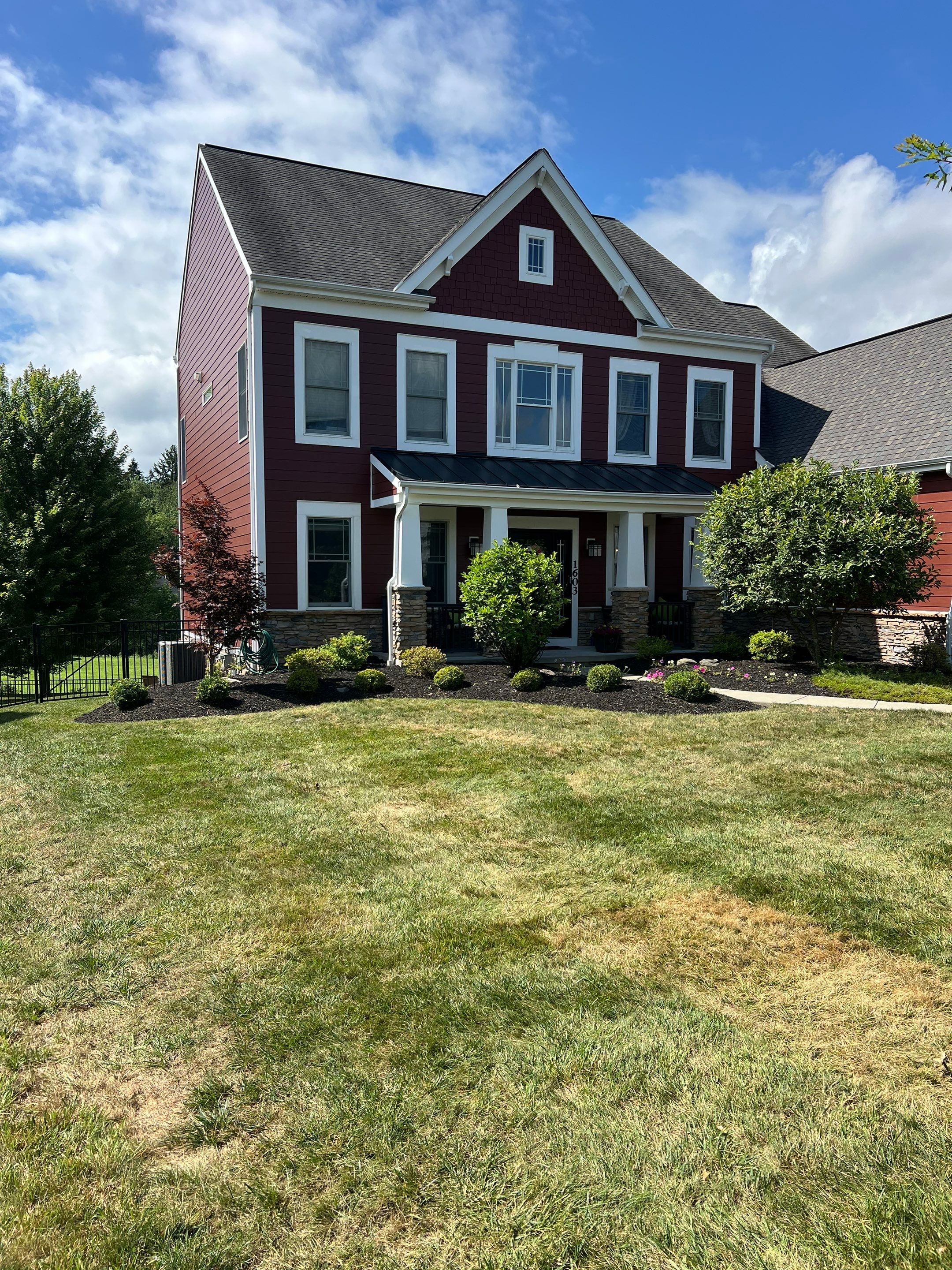 Countrylane Red James Hardie Siding Replacement in Franklin Park by Knockout Home Solutions
