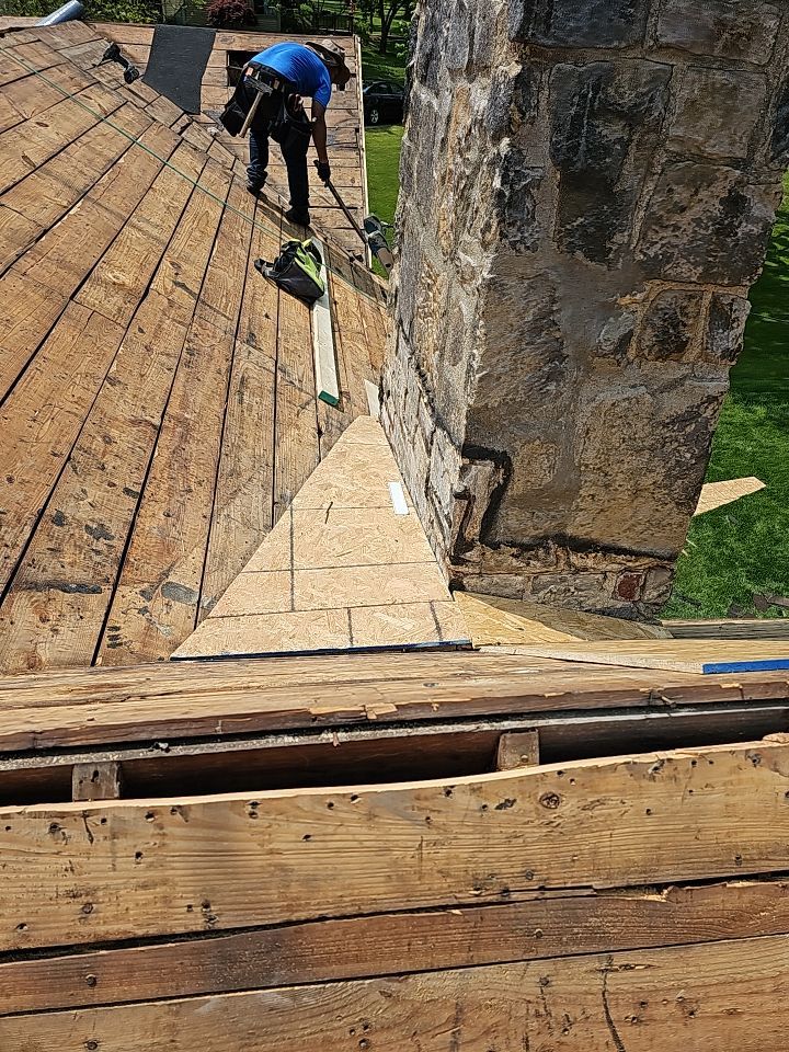 ATLAS PINNACLE COLOR: PEWTER by Eagle Eye Roofing