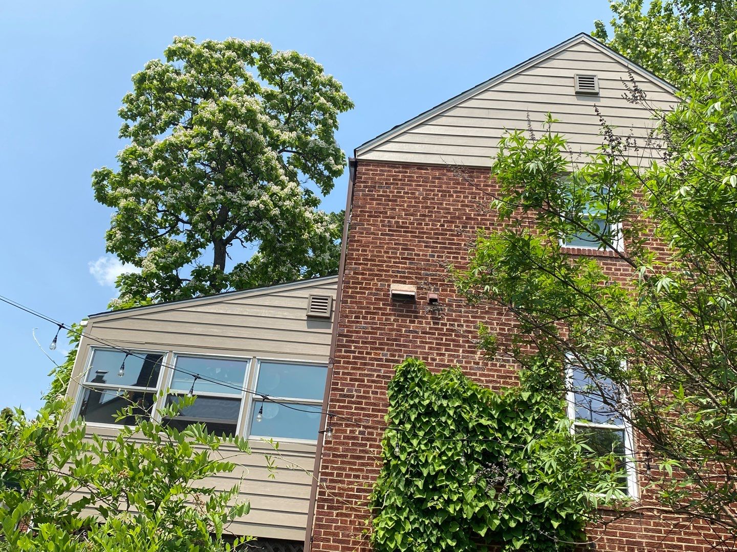 Siding Installation using JH Plank Select Cedermill Eased Edge by ExteriorPros