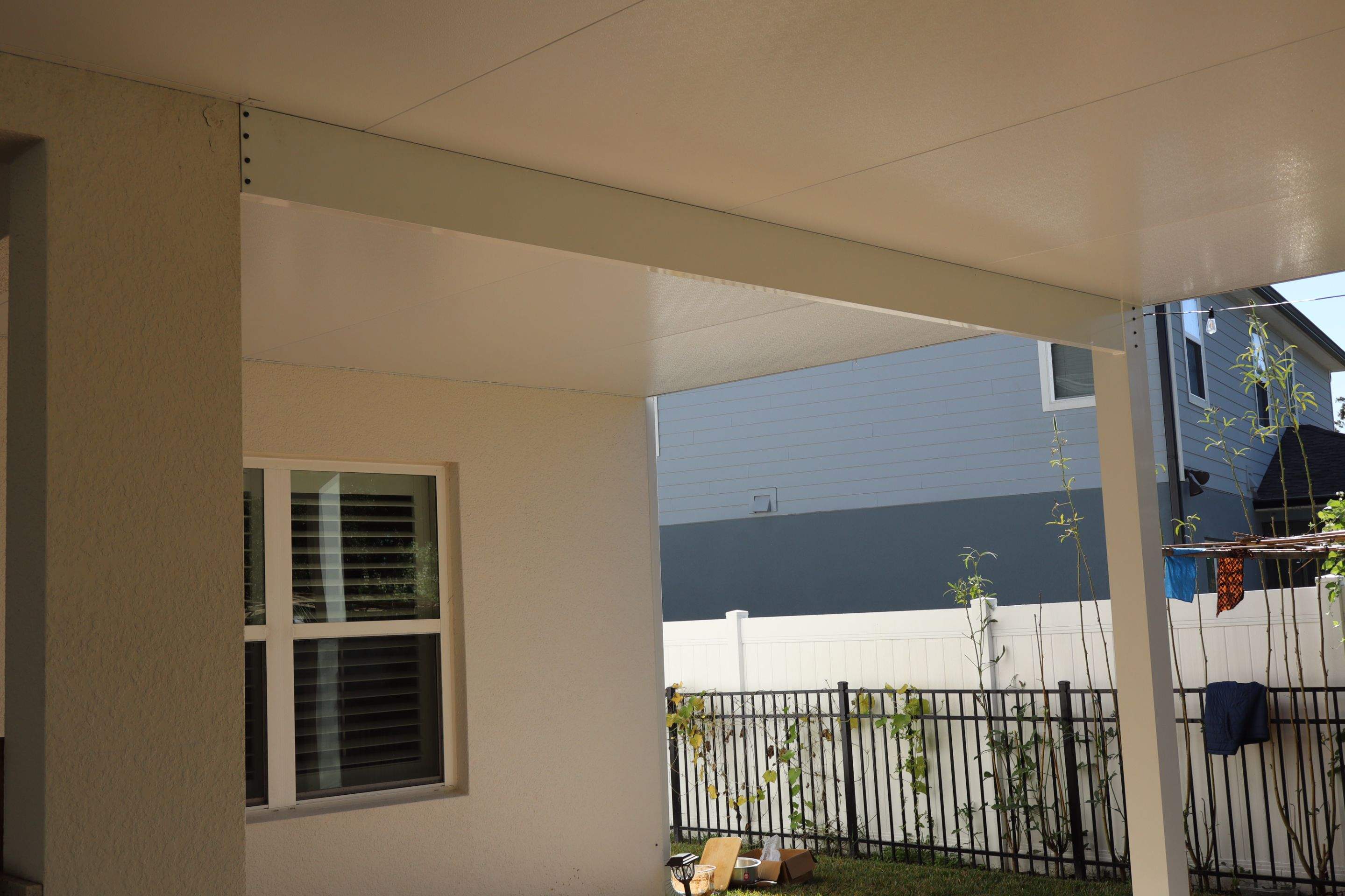 Patio cover with kitchen by Orlando pergolas 