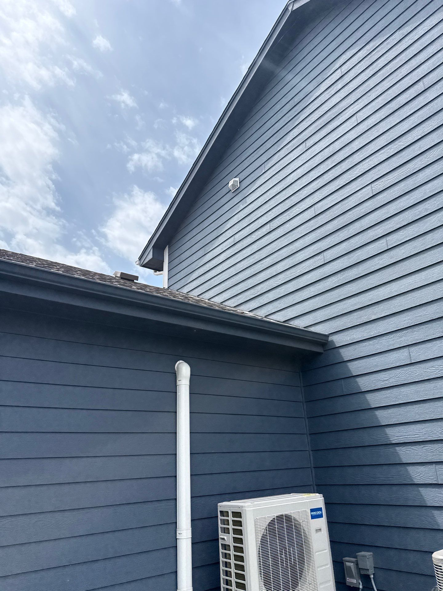 Residential Exterior Repaint in Ankeny by Midwest Paint LLC