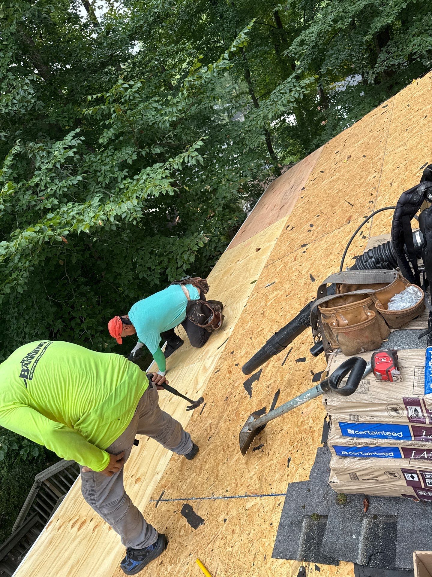 Springfield : with CertainTeed Landmark Pro in Max Def Cobblestone Gray  by RM Banning, Inc.