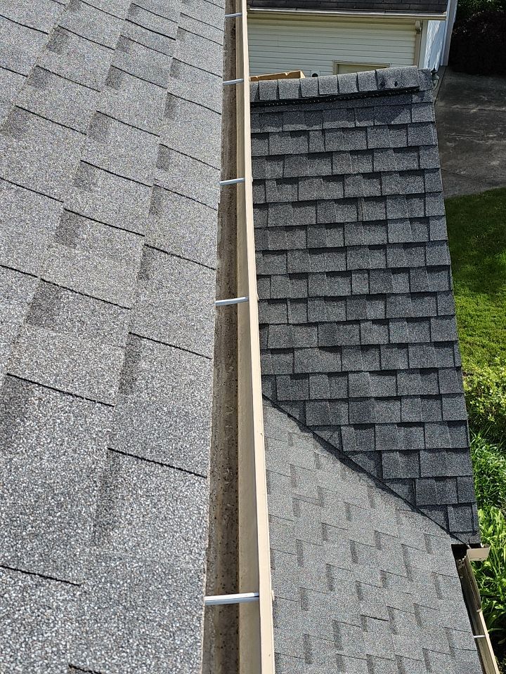 ATLAS PINNACLE COLOR: SCOTCHGARD PEWTER by Eagle Eye Roofing
