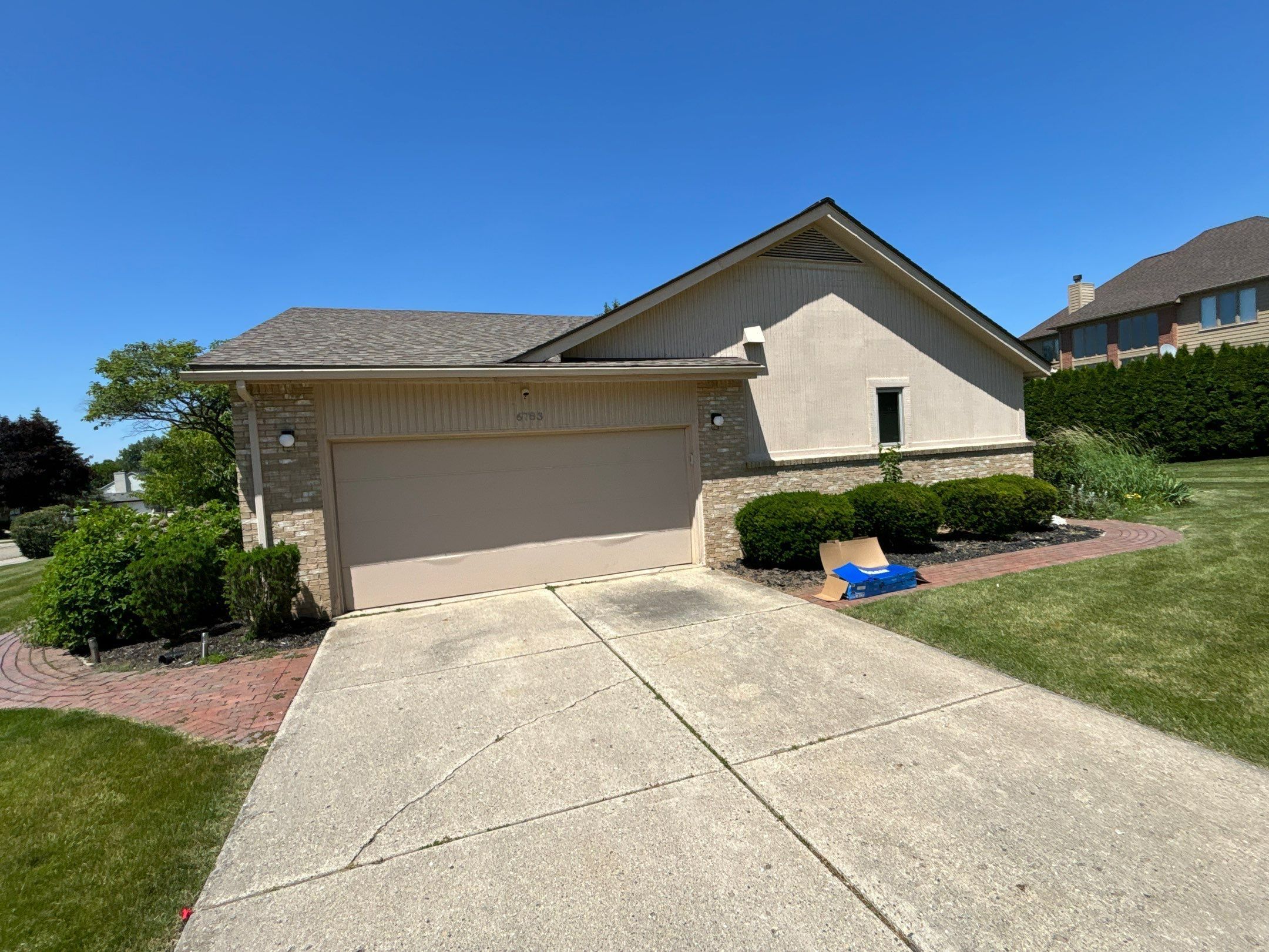 Siding Replacement using Alside 7" B&B by 180 Contractors