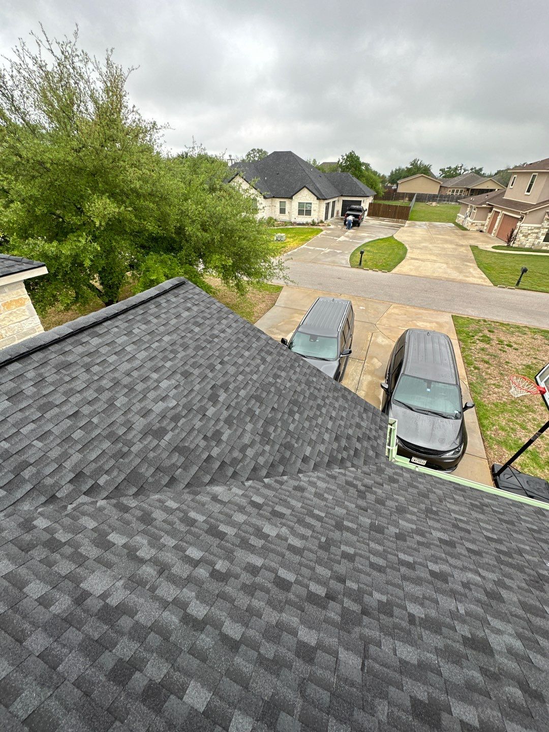 GAF HDZ - Charcoal by Elite Roofing LLC